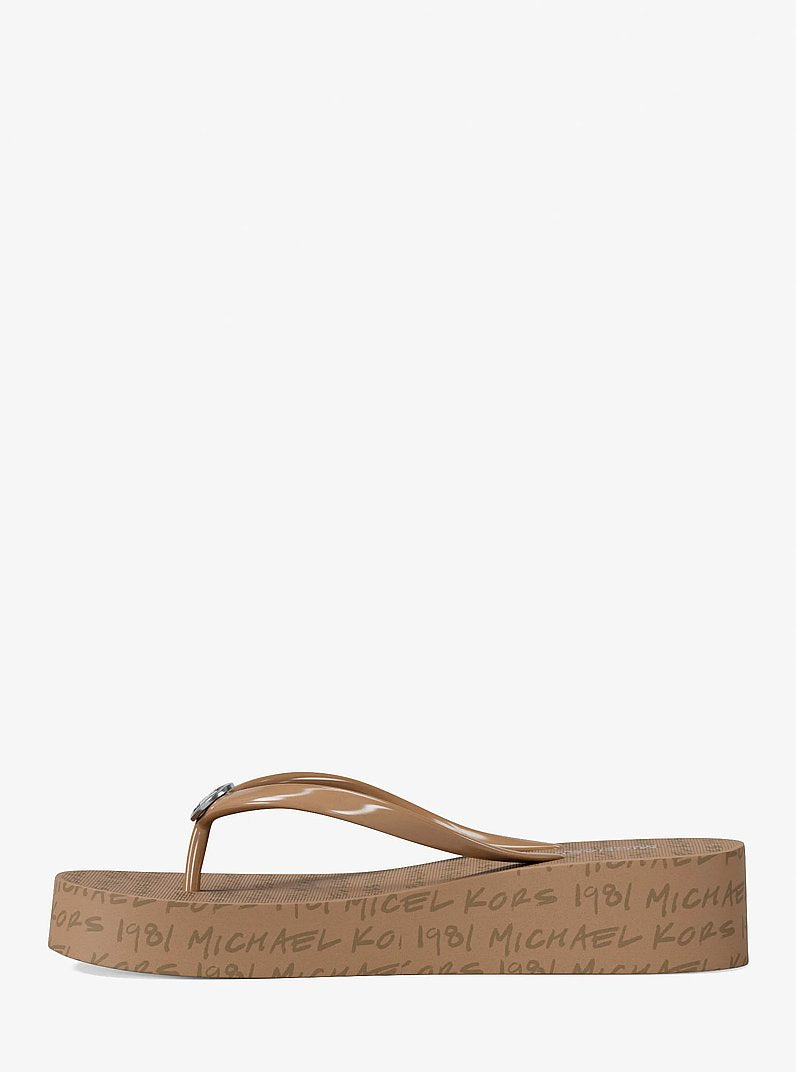 Michael Kors Bedford Logo Flip Flop CAMEL