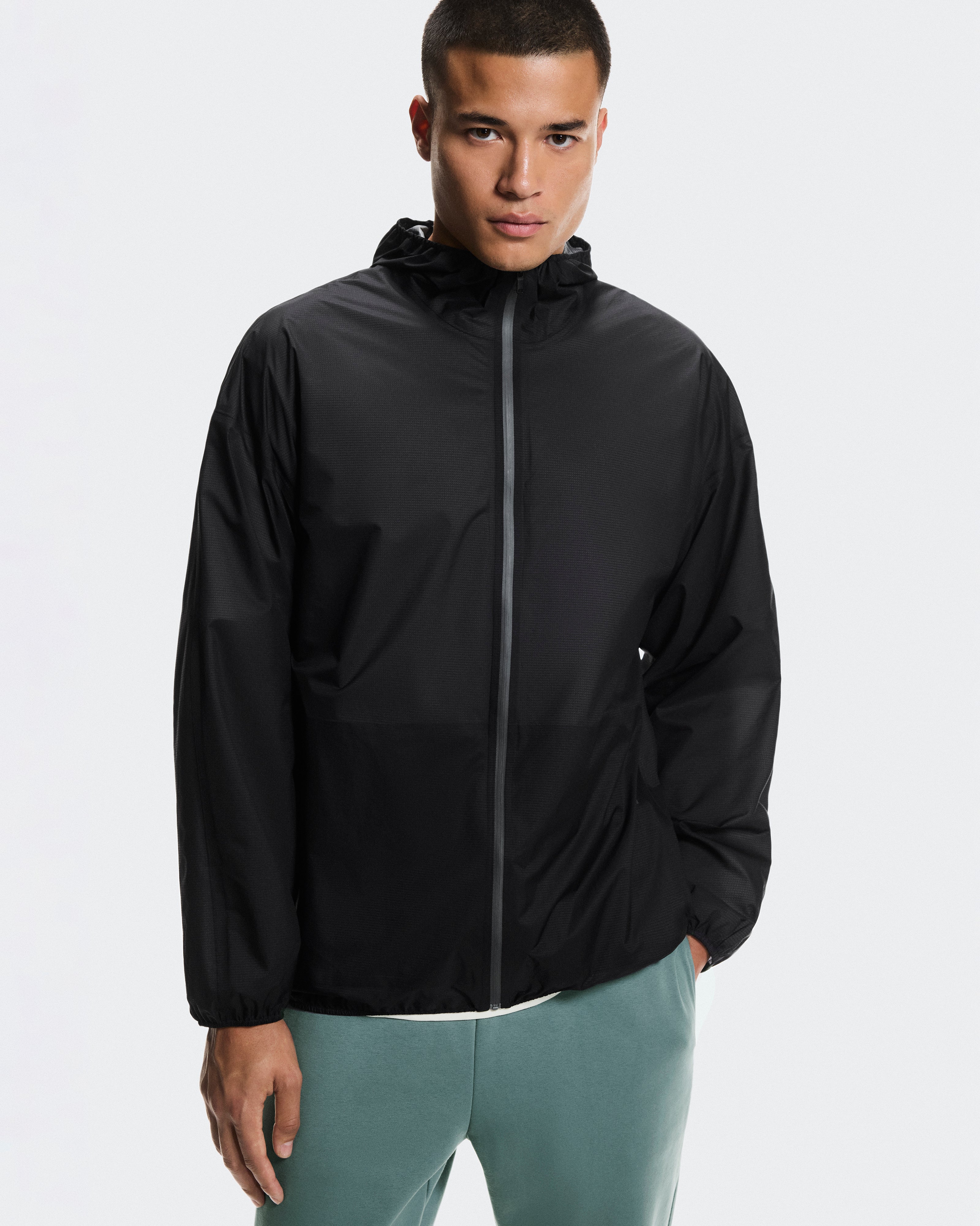On Explore Lightweight Waterproof Jacket Black