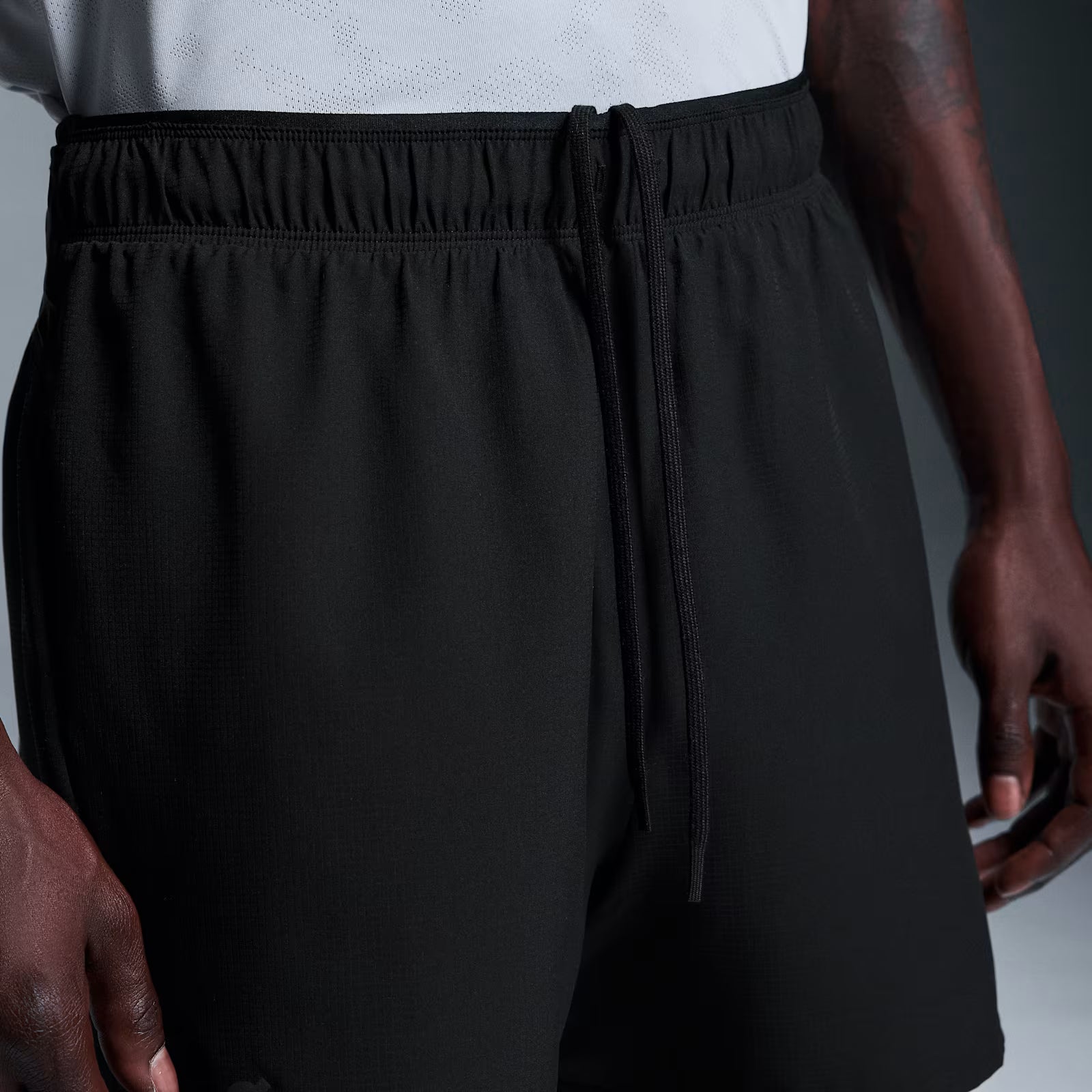 On Trail Shorts Black
