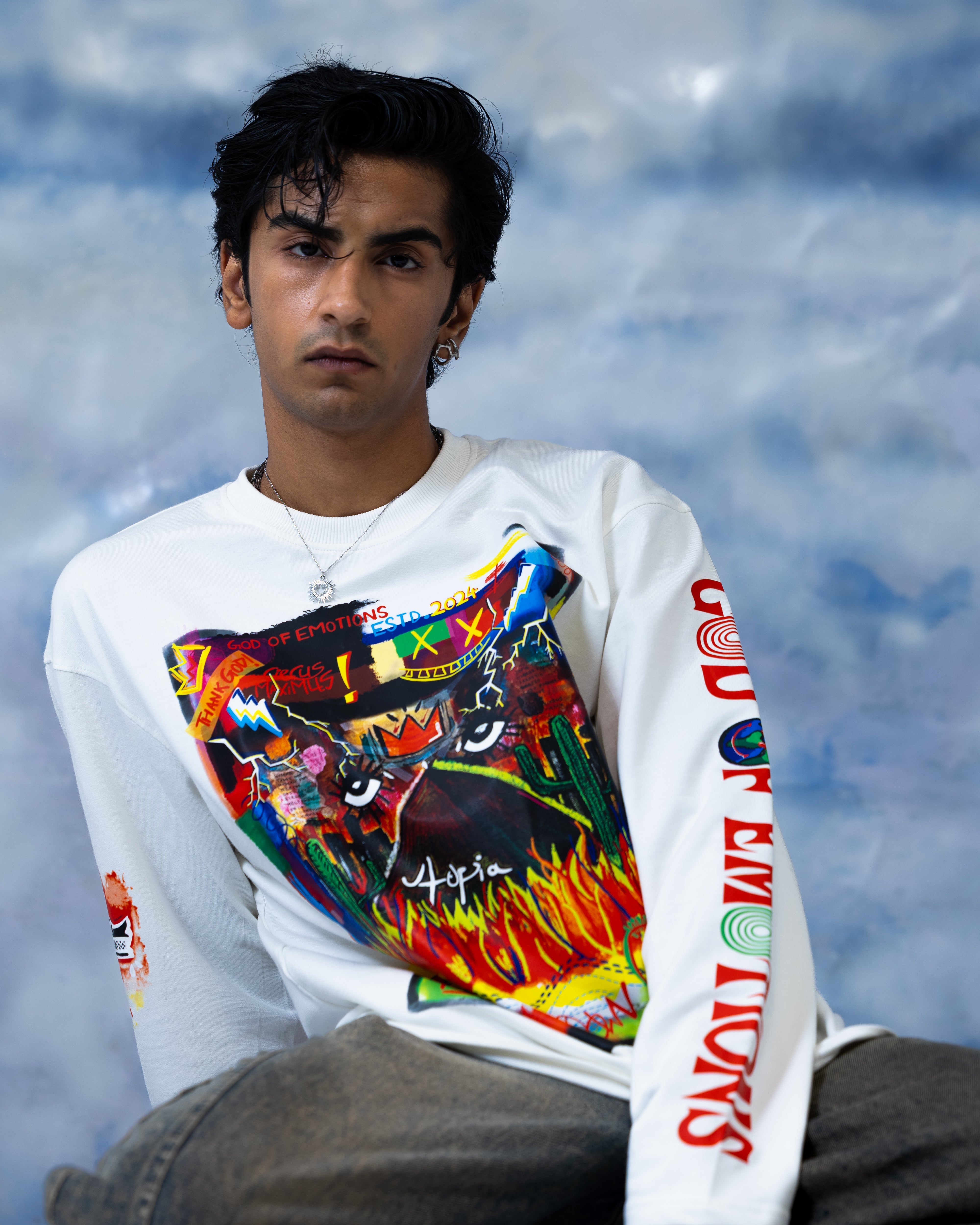 UTOPIAN FULL SLEEVE TEE