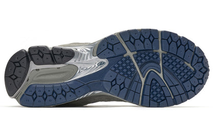 New Balance 2002R Light Grey