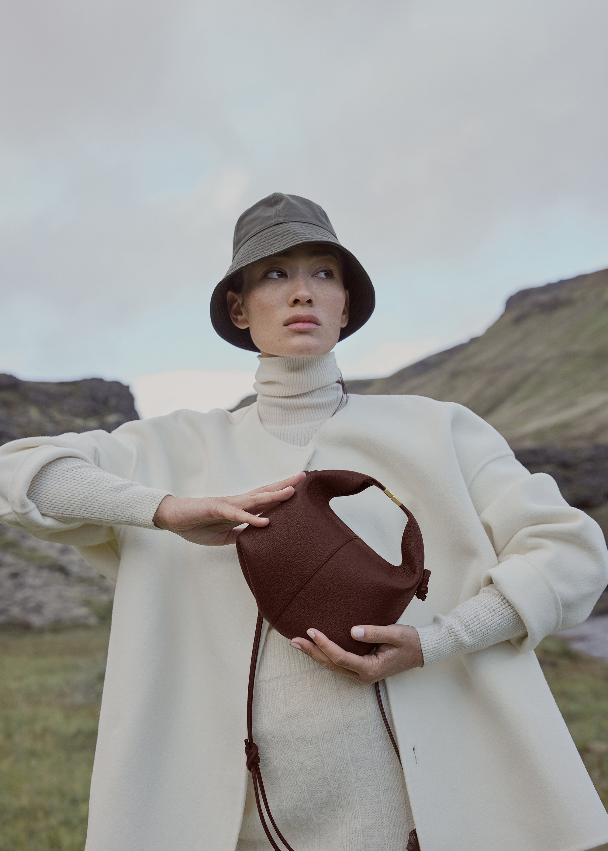 Polene Beri Textured Sandalwood