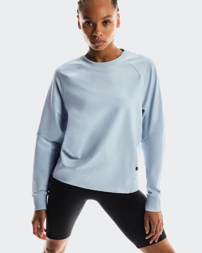 on studio crew Arctic (Women's)