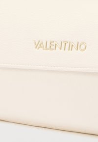 Valentino Dea Re Handbag Bianco