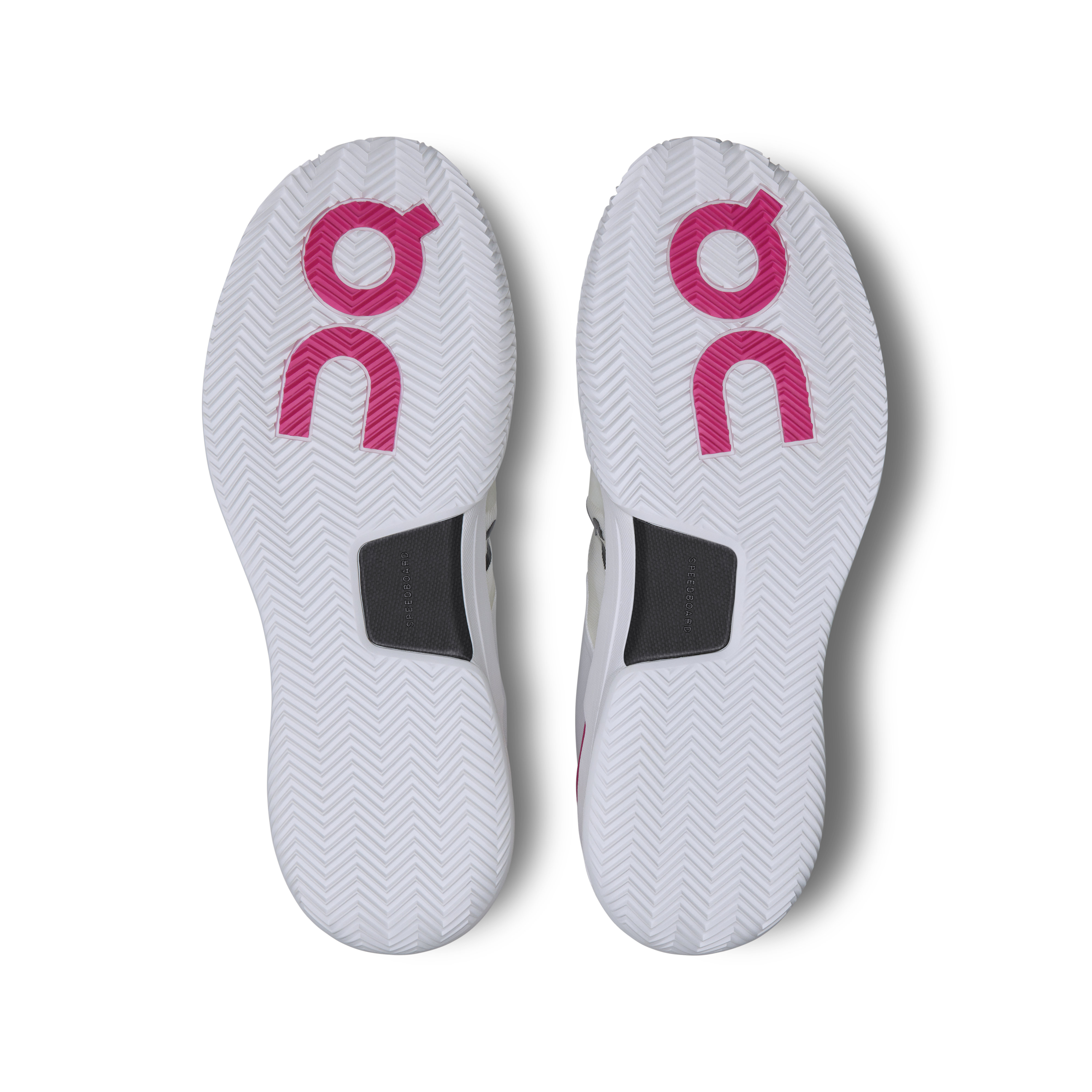 on running the roger pro 2 clay white pink