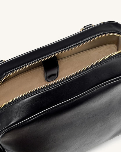 Jw Pei Callie Tusk Detail Shoulder Bag Black