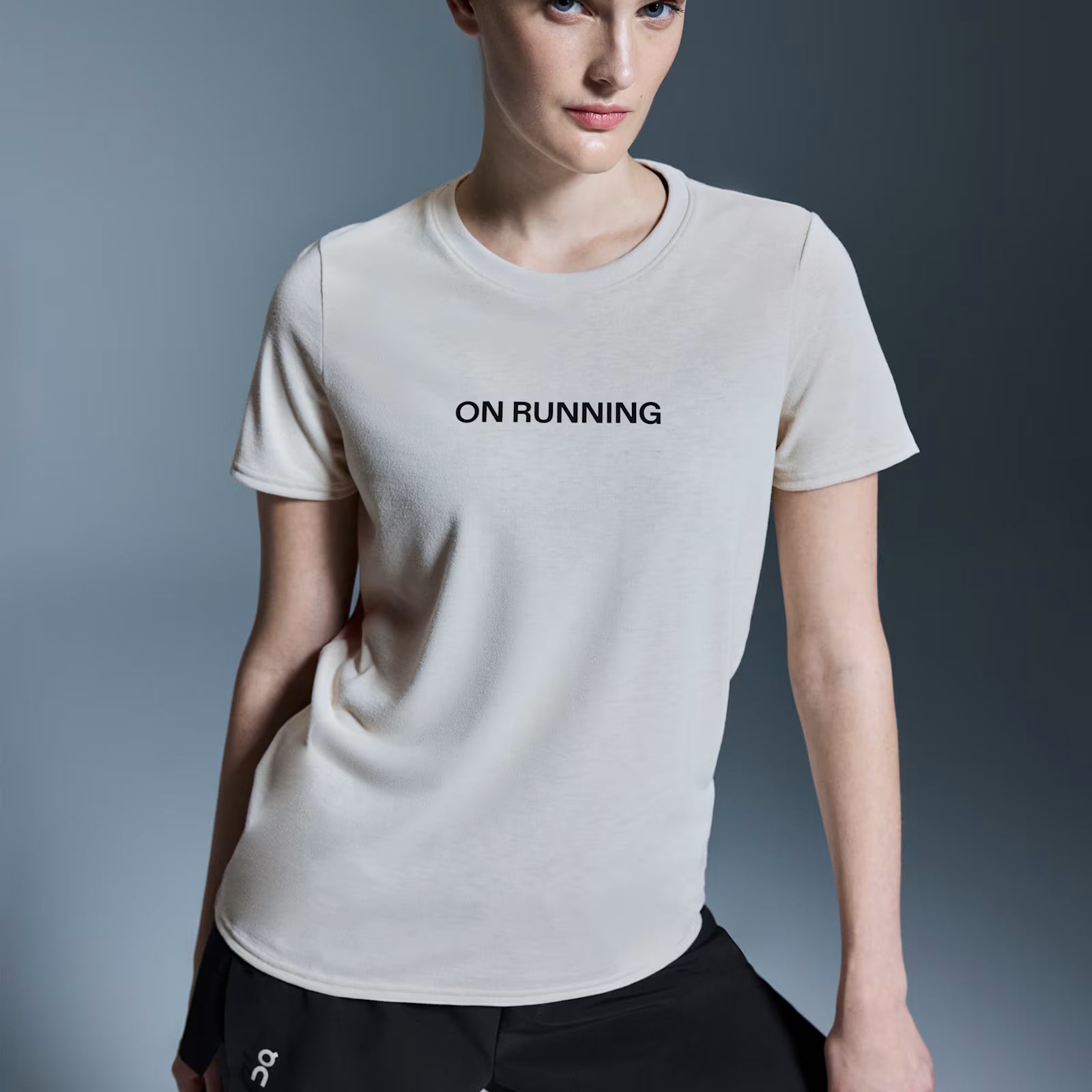 On On Run-T Sand (Women'S)