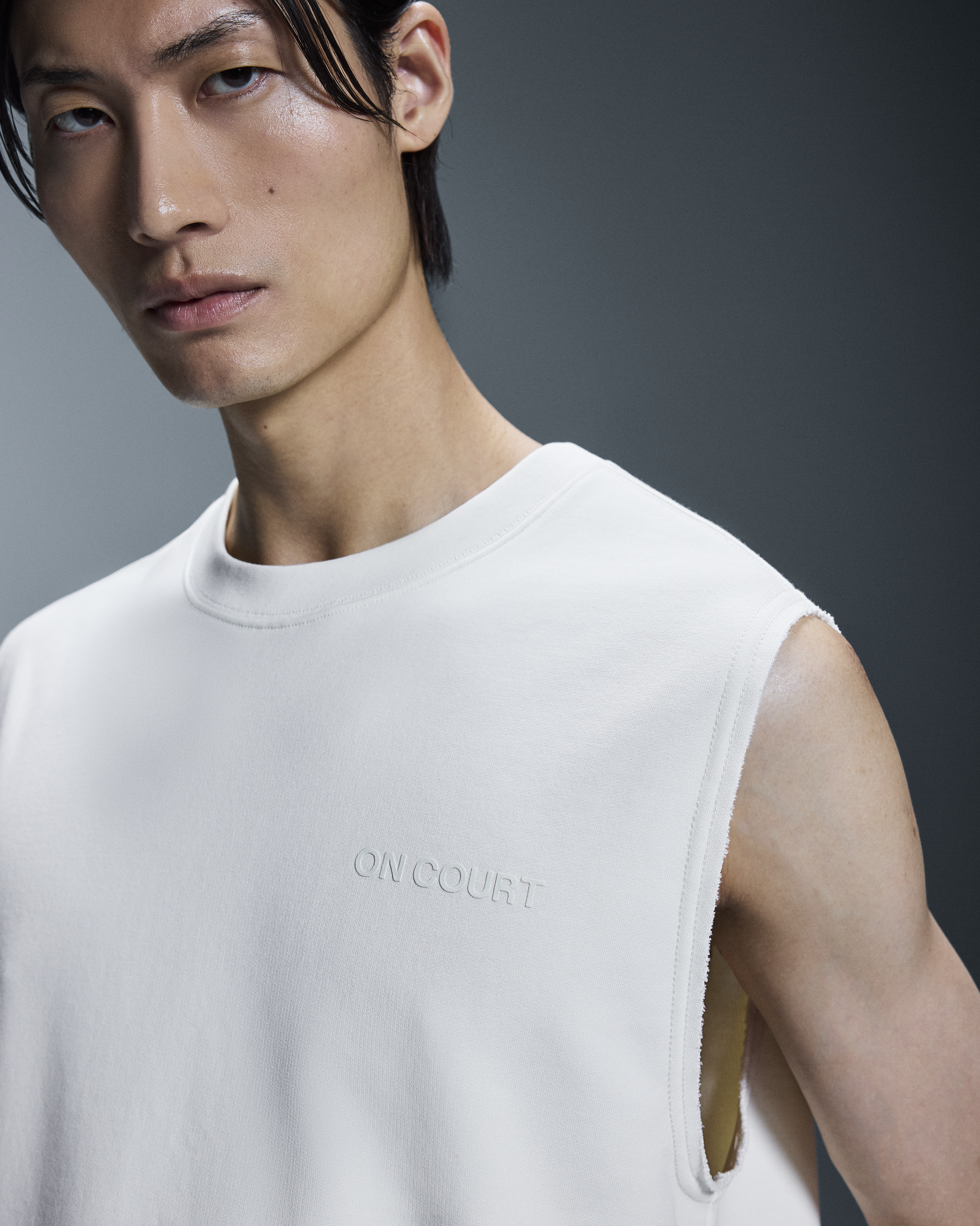 on open club crew crop White