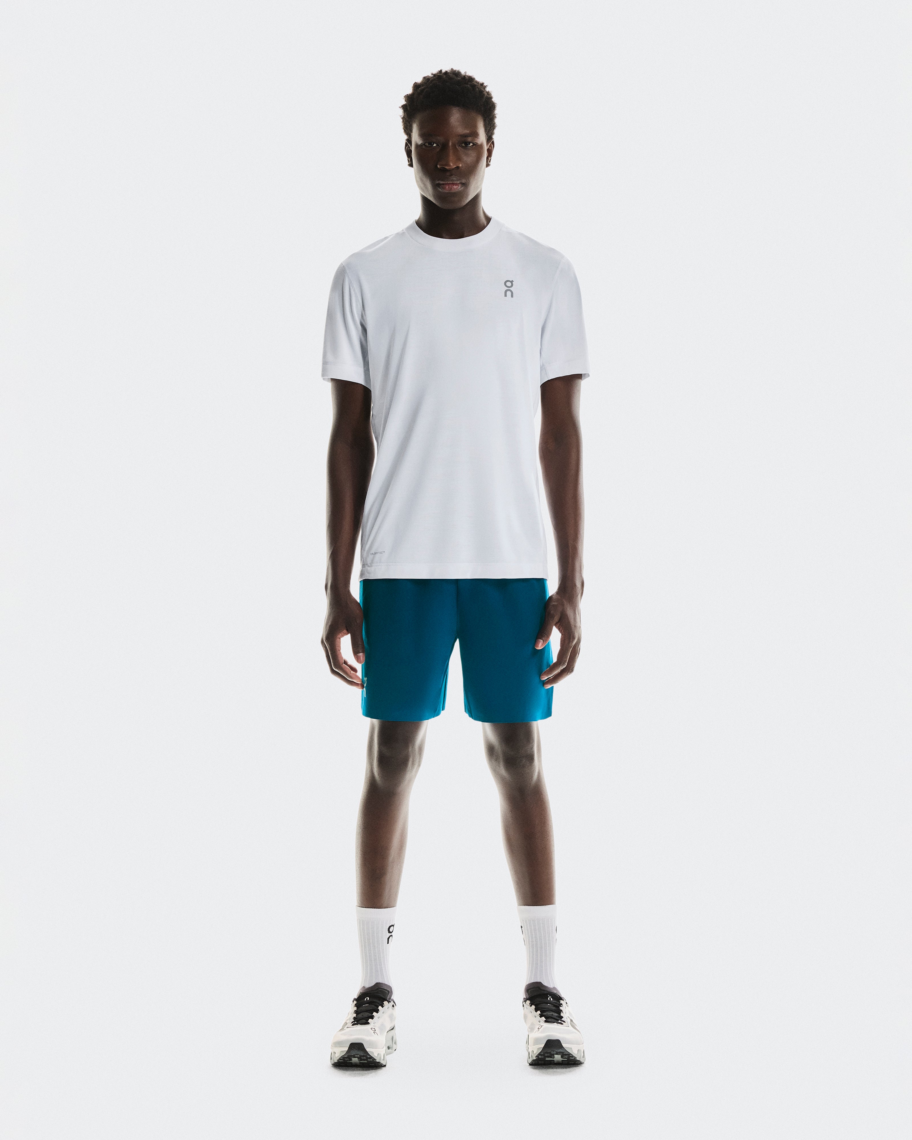 On Train-T Graphic White