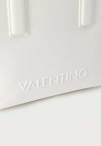 Valentino Pandia Re Handbag Bianco
