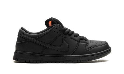 Nike SB Dunk Low Pro Triple Black
