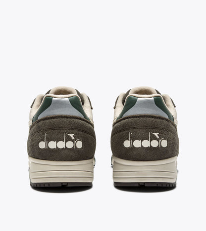 Diadora N902 Tofu /Tarmac/Duck Green