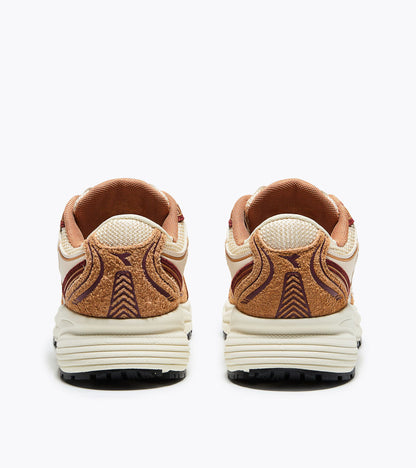 Diadora Mythos Star Pearled Ivory