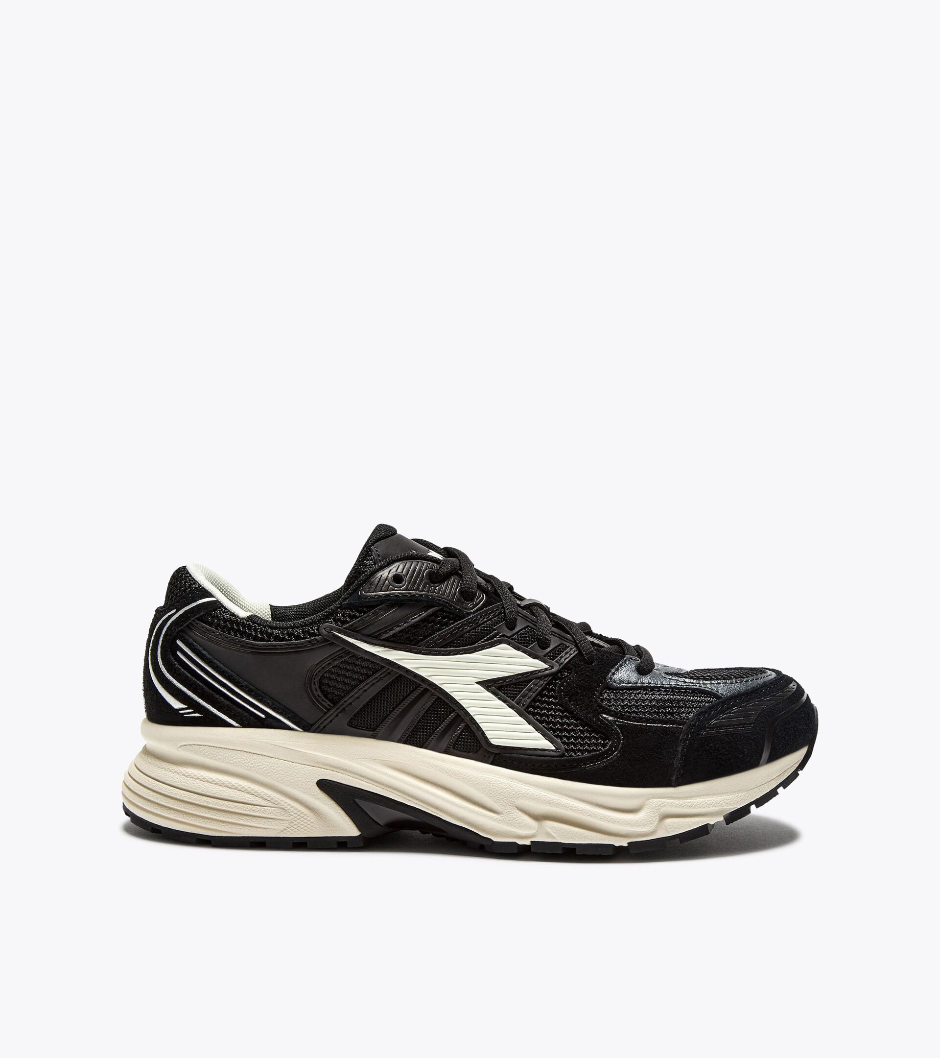 Diadora Mythos Star Black/Black