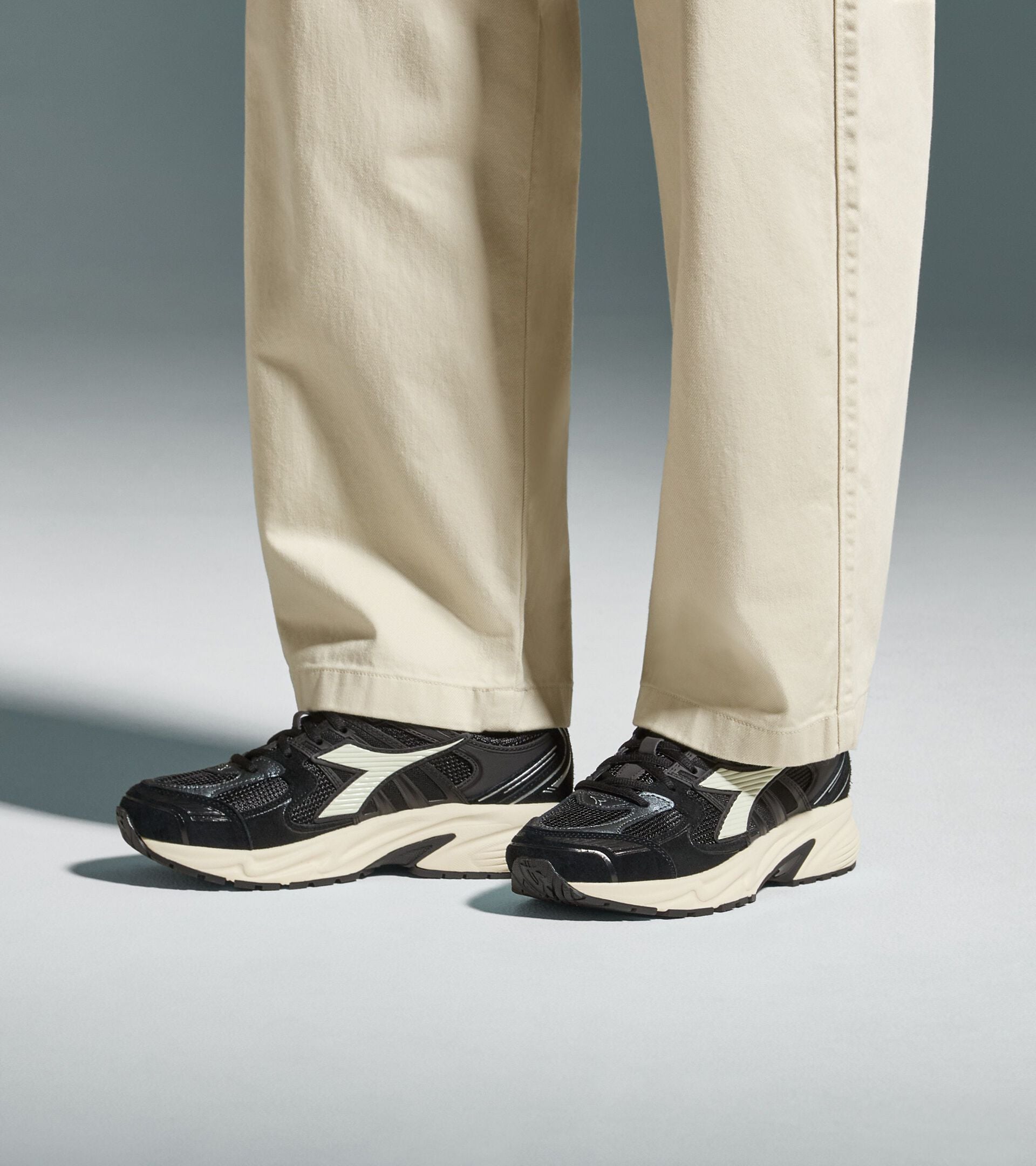 Diadora Mythos Star Black/Black