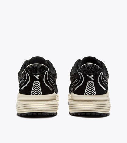 Diadora Mythos Star Black/Black