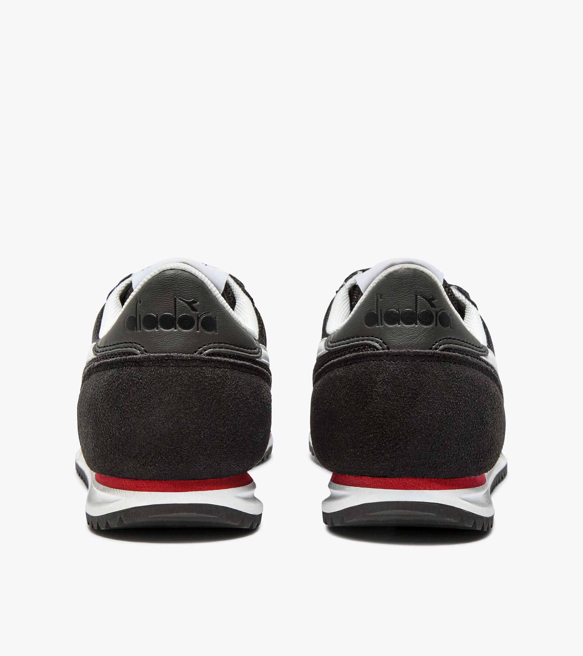 Diadora Cross Black Beluga