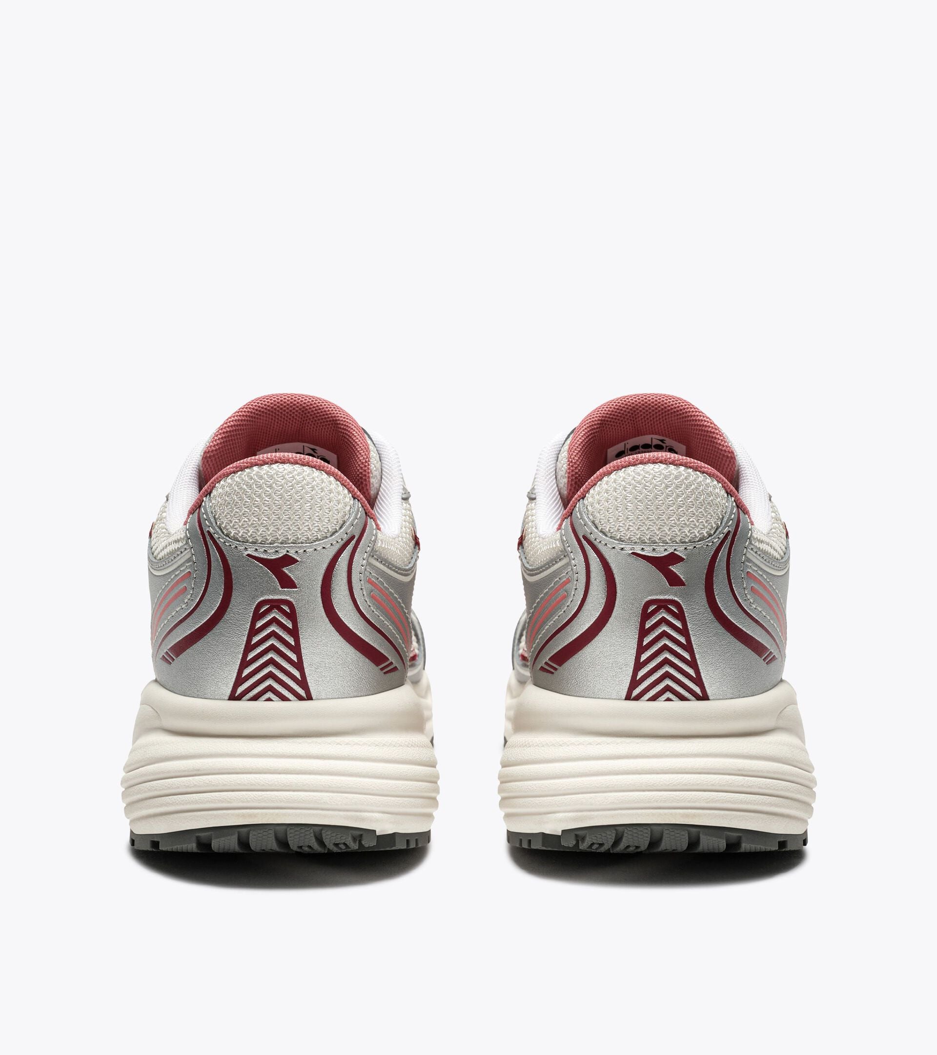 Diadora Mythos Star Met Recycled White/Rosette