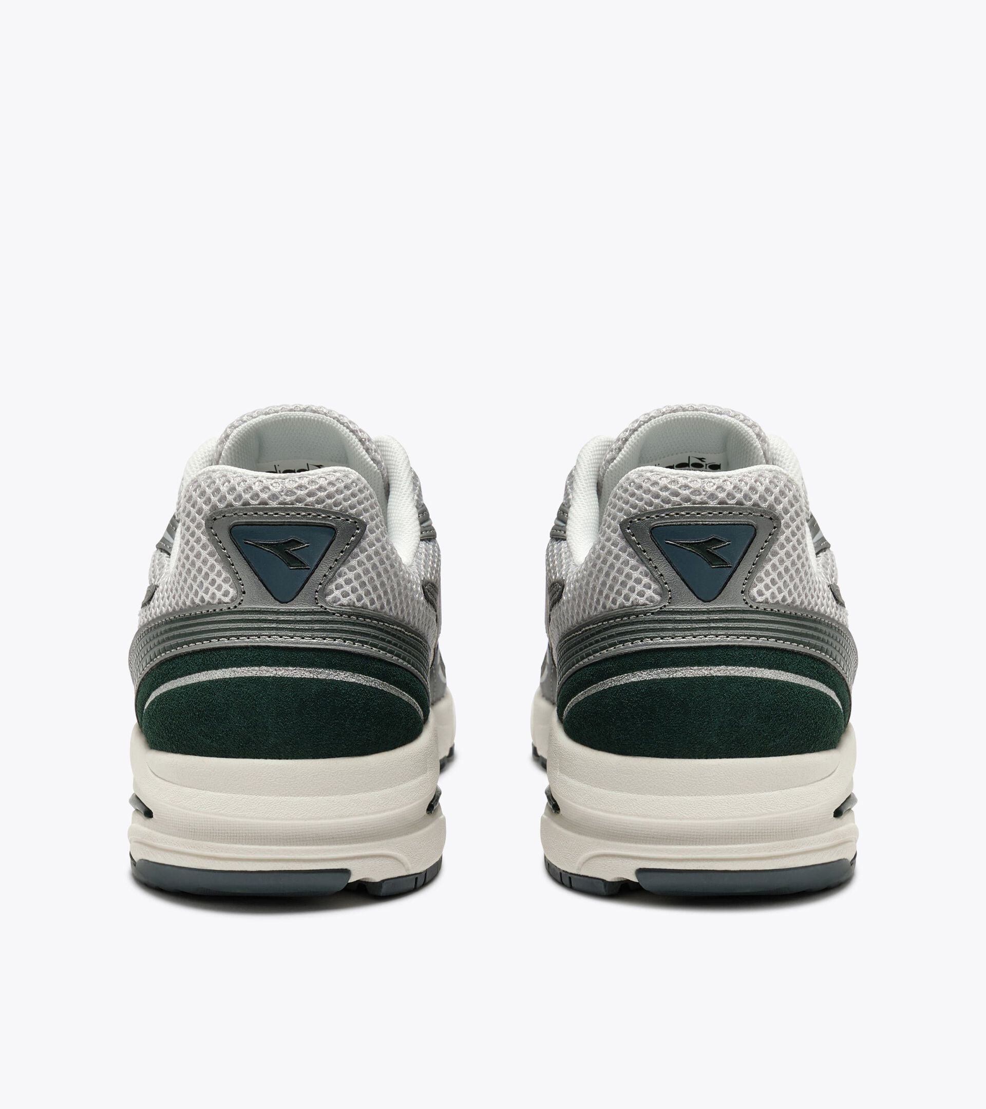 Diadora Velara 280 Poppy Seed /Pine Grove