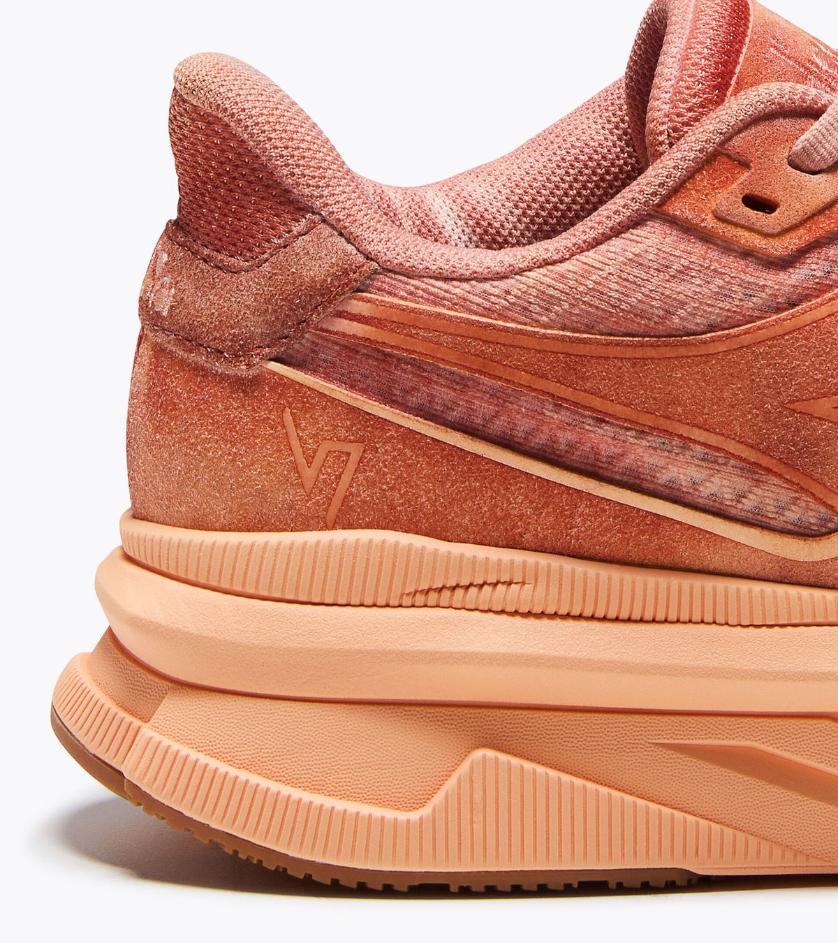 Diadora V7000 Dip Dye Shell Coral