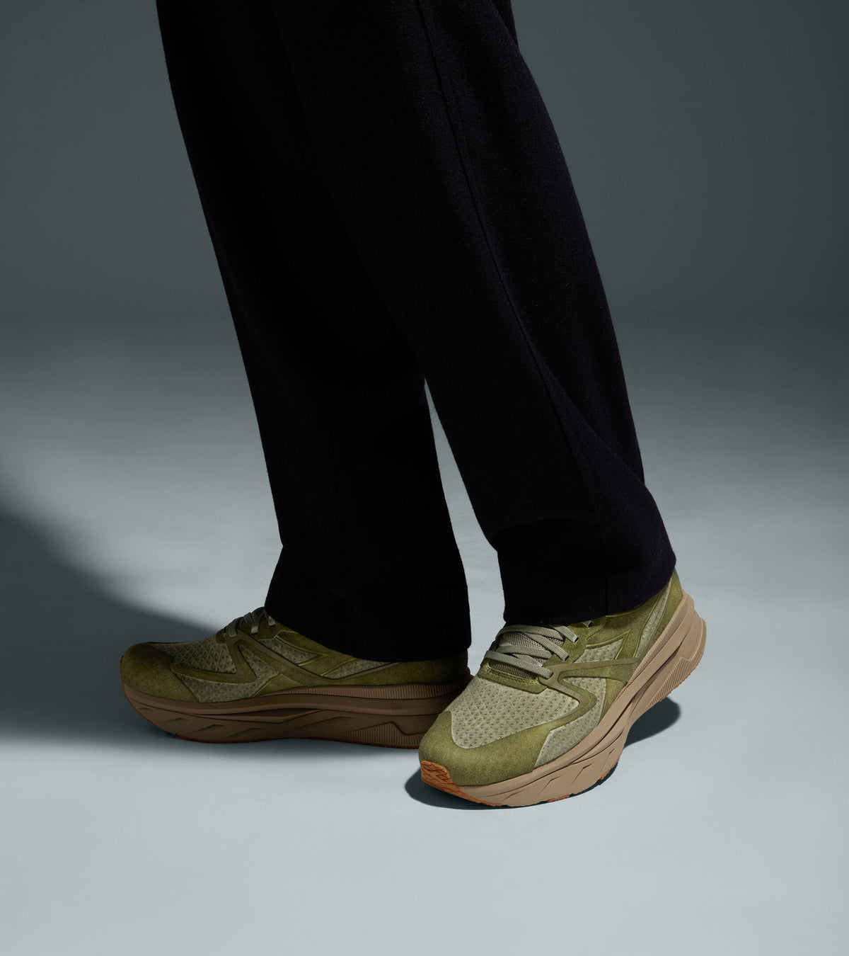 Diadora V7000 Dip Dye Green Lily Pad