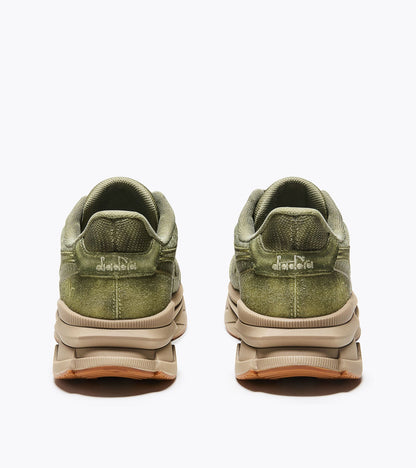 Diadora V7000 Dip Dye Green Lily Pad