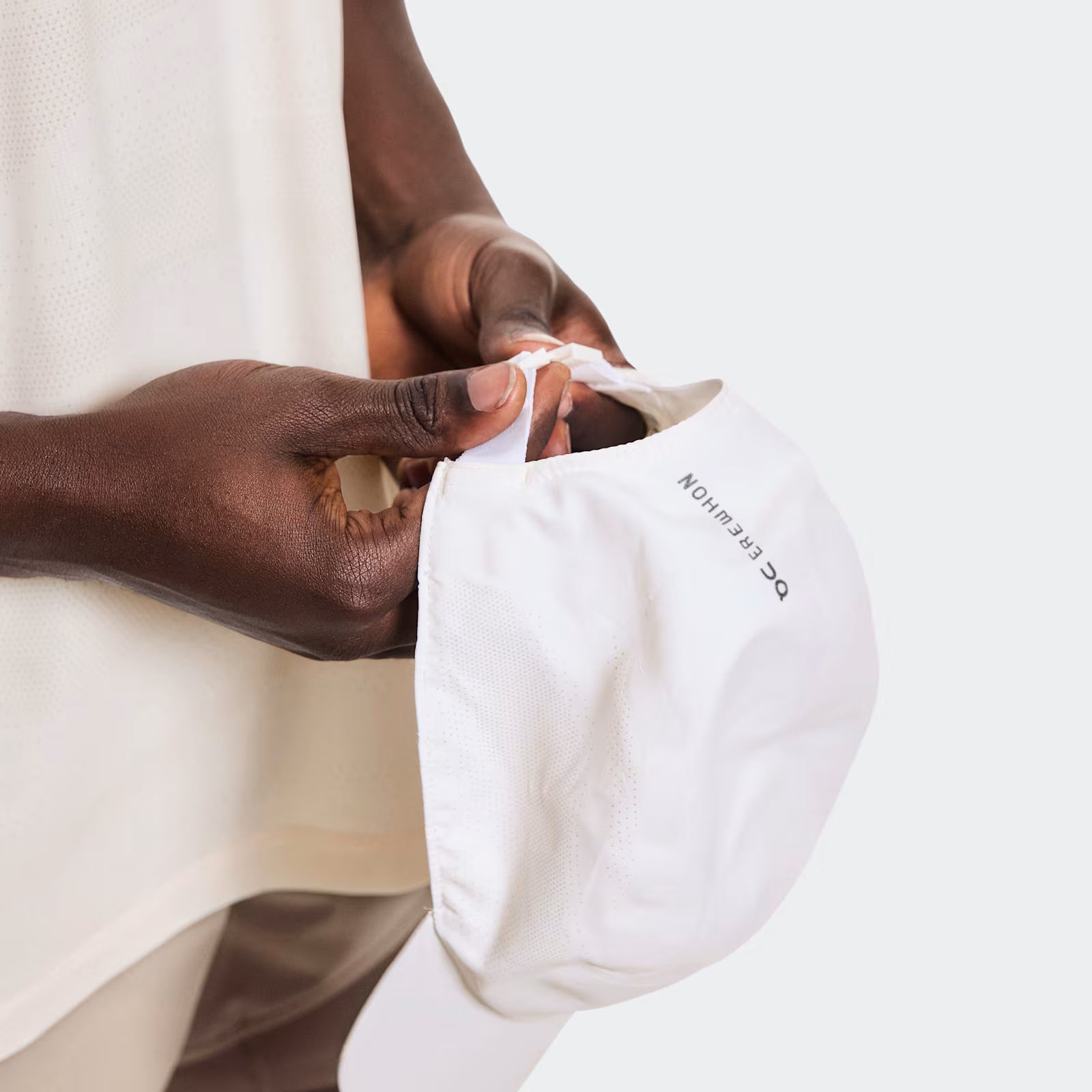 On Lightweight Cap Erewhon Ivory