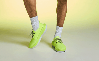 Oofos Men's Lace-Up Shoe White & Electro