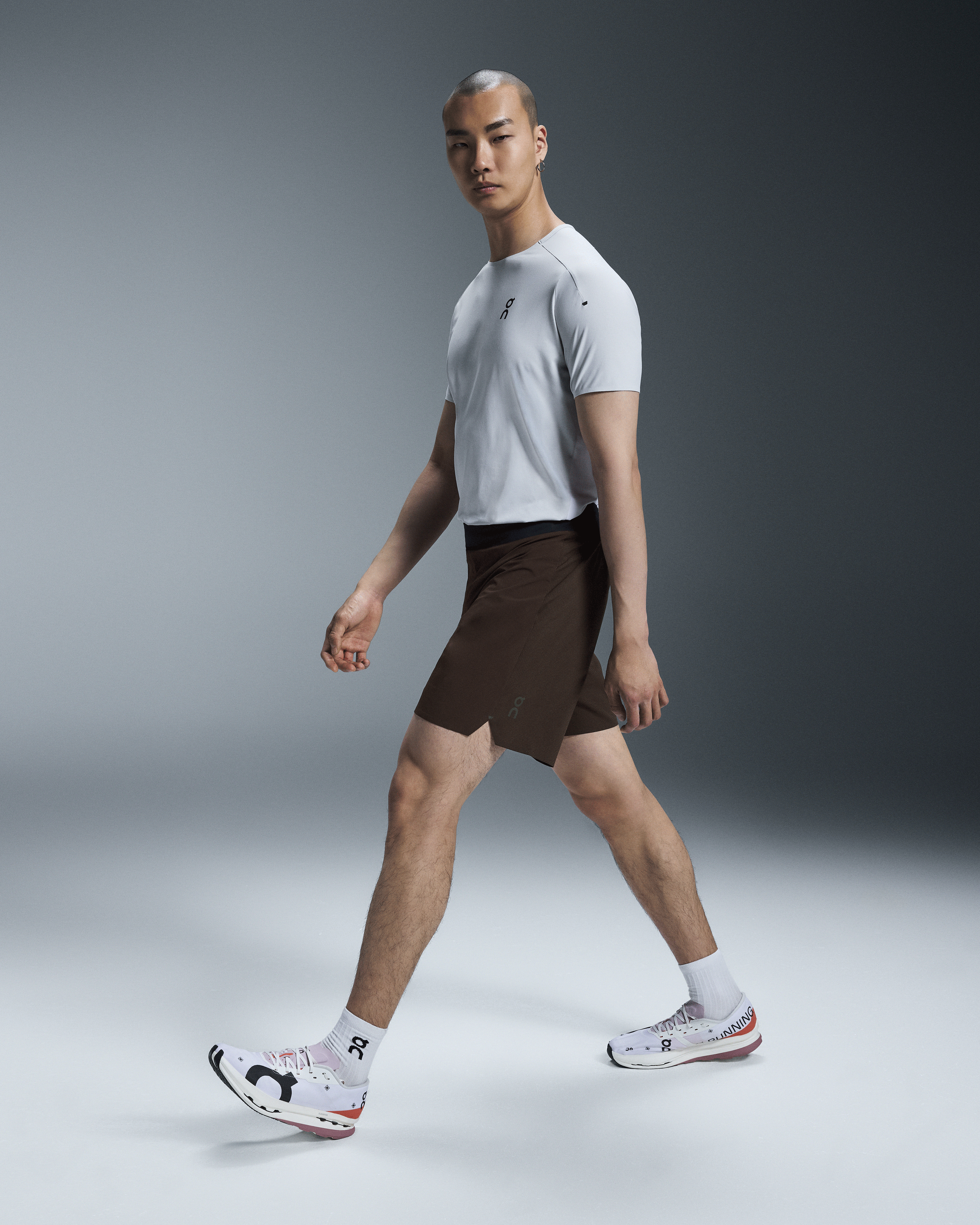 on lightweight shorts Ox | Black