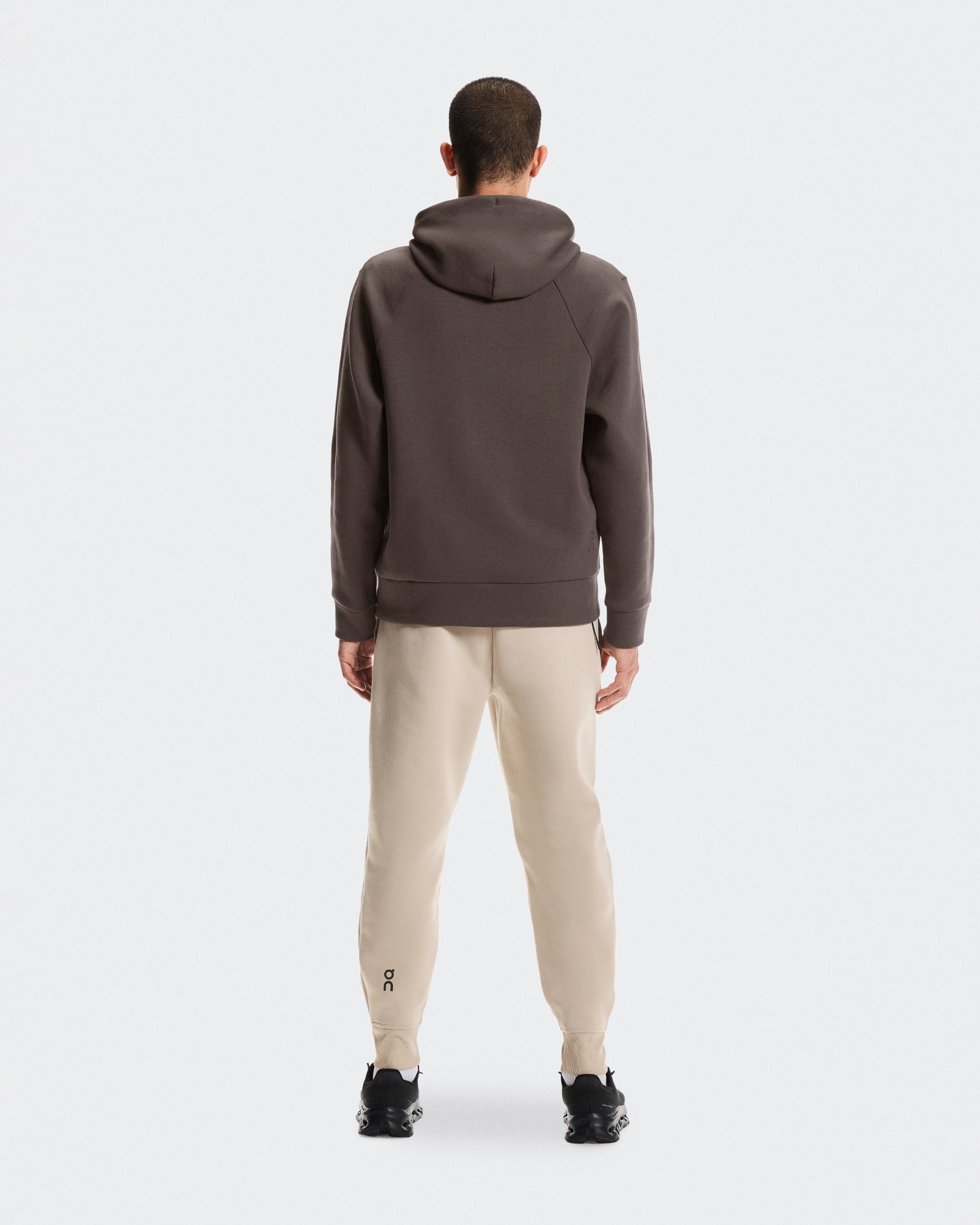 On Focus Tech Zip Hoodie Pebble