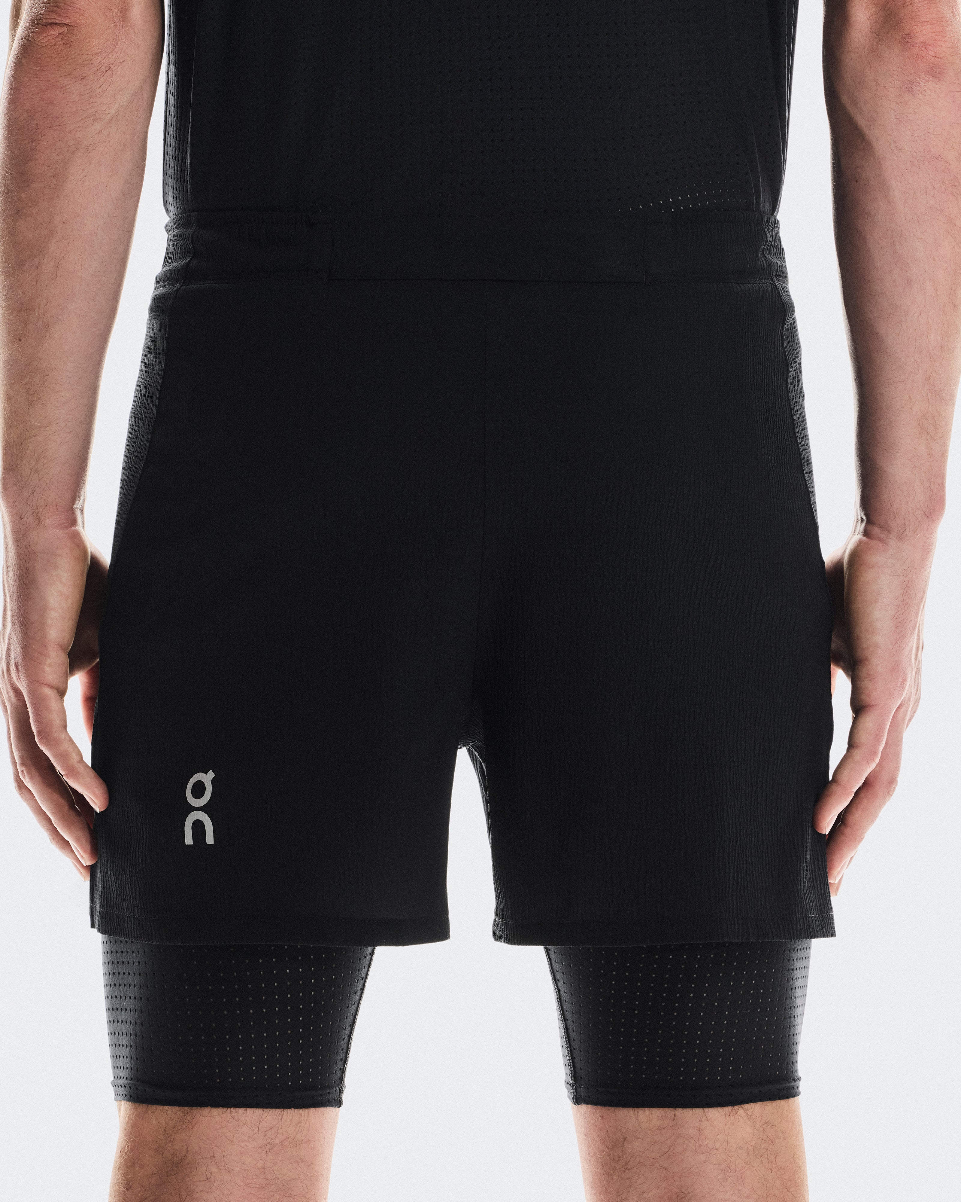 On Pace Shorts Black