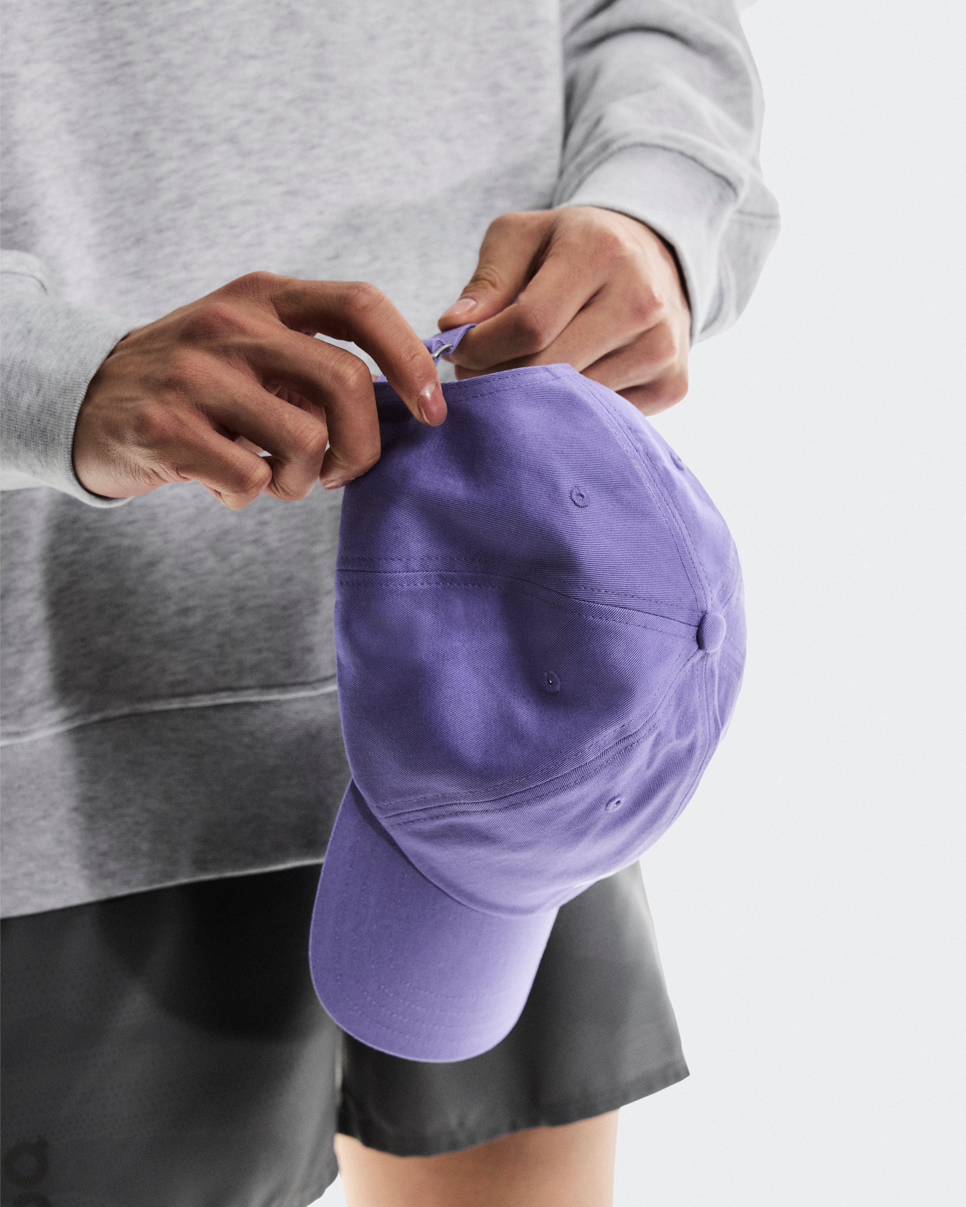 On All-Day Cap Comet