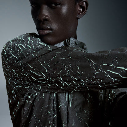 On Pace Run Jacket Black | Lima