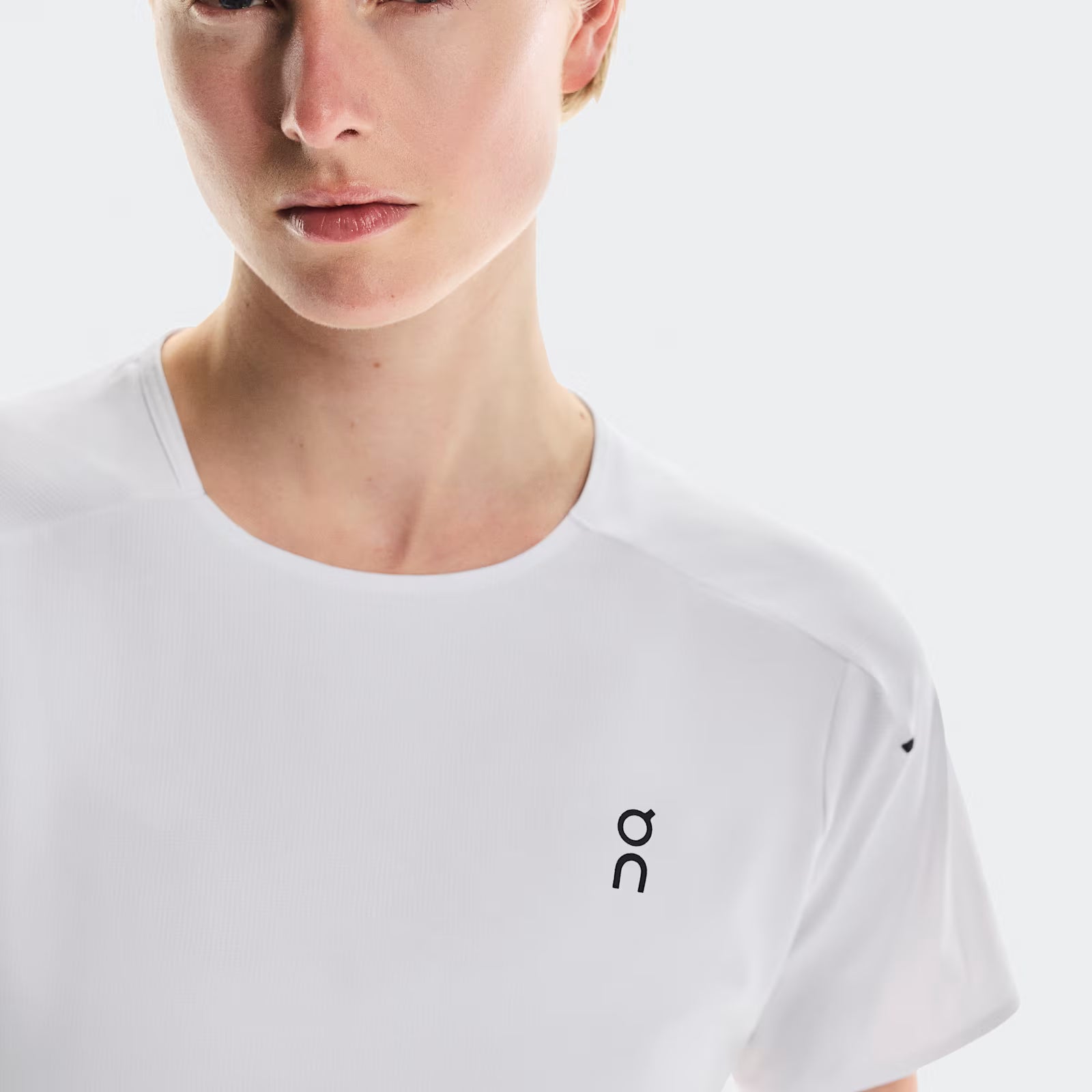 On Performance-T White | Silver (Women'S)