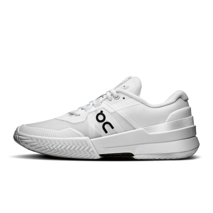 on running the roger pro 2 all white (women's)