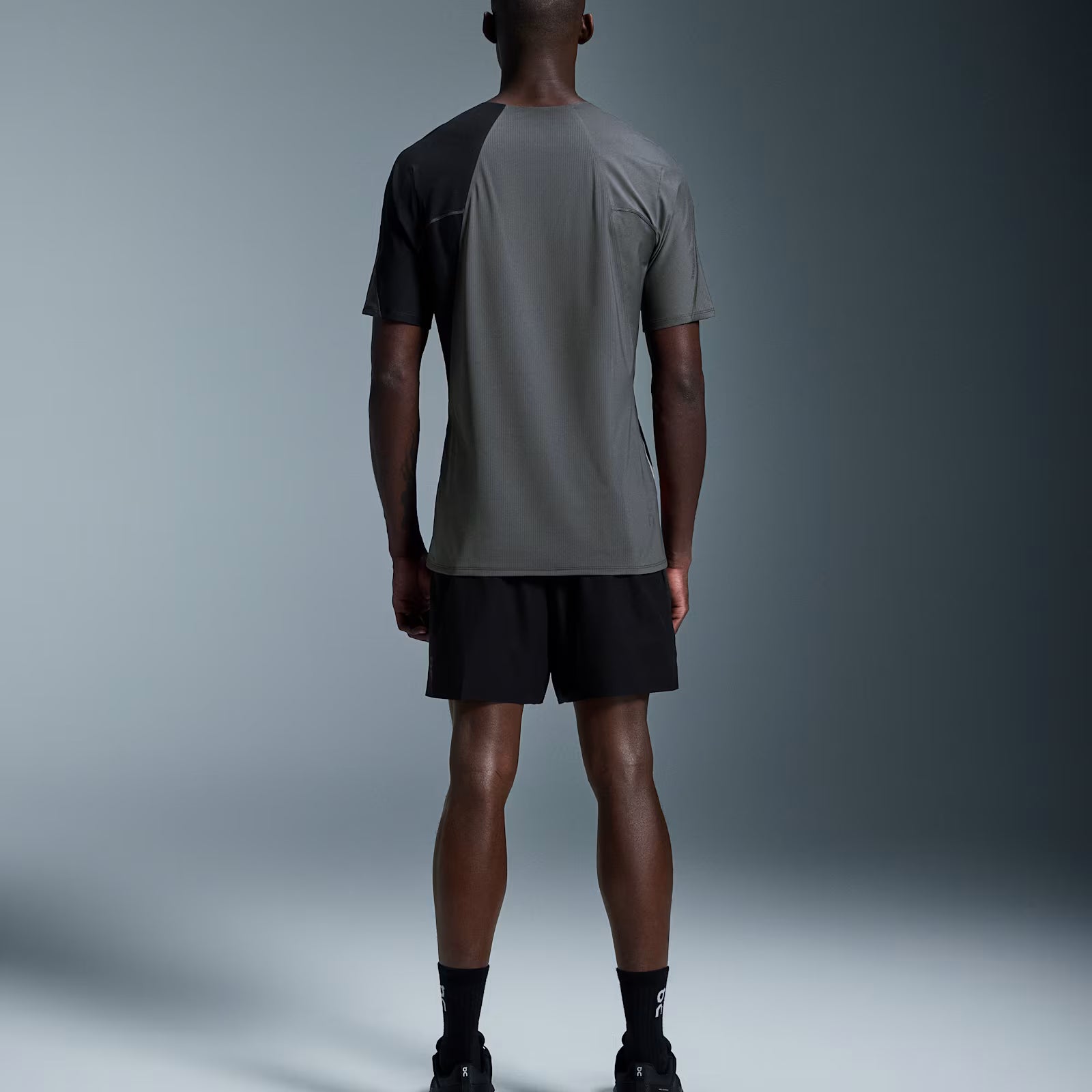 On Ultra Shorts Black | Black