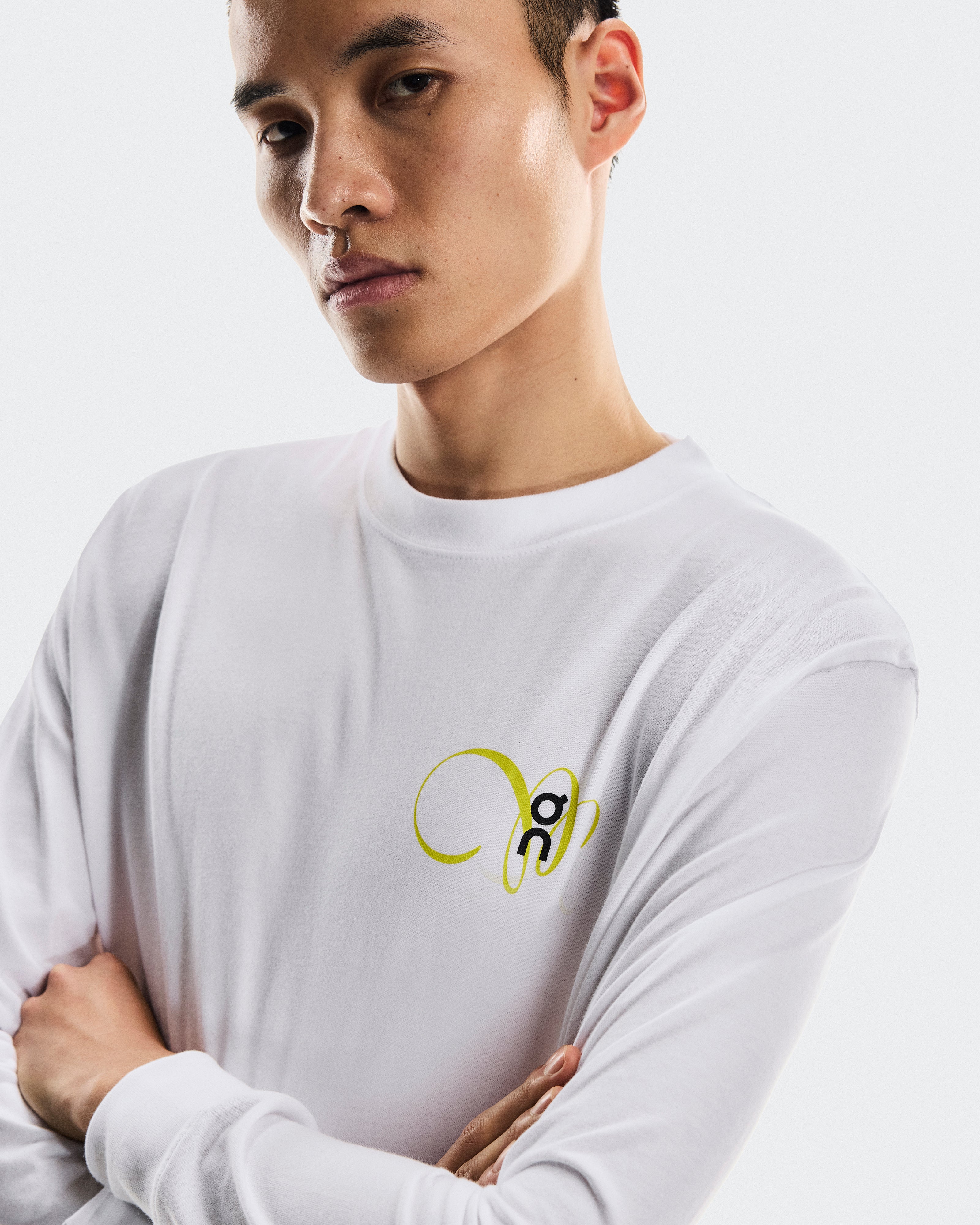 on club long-t graphic White