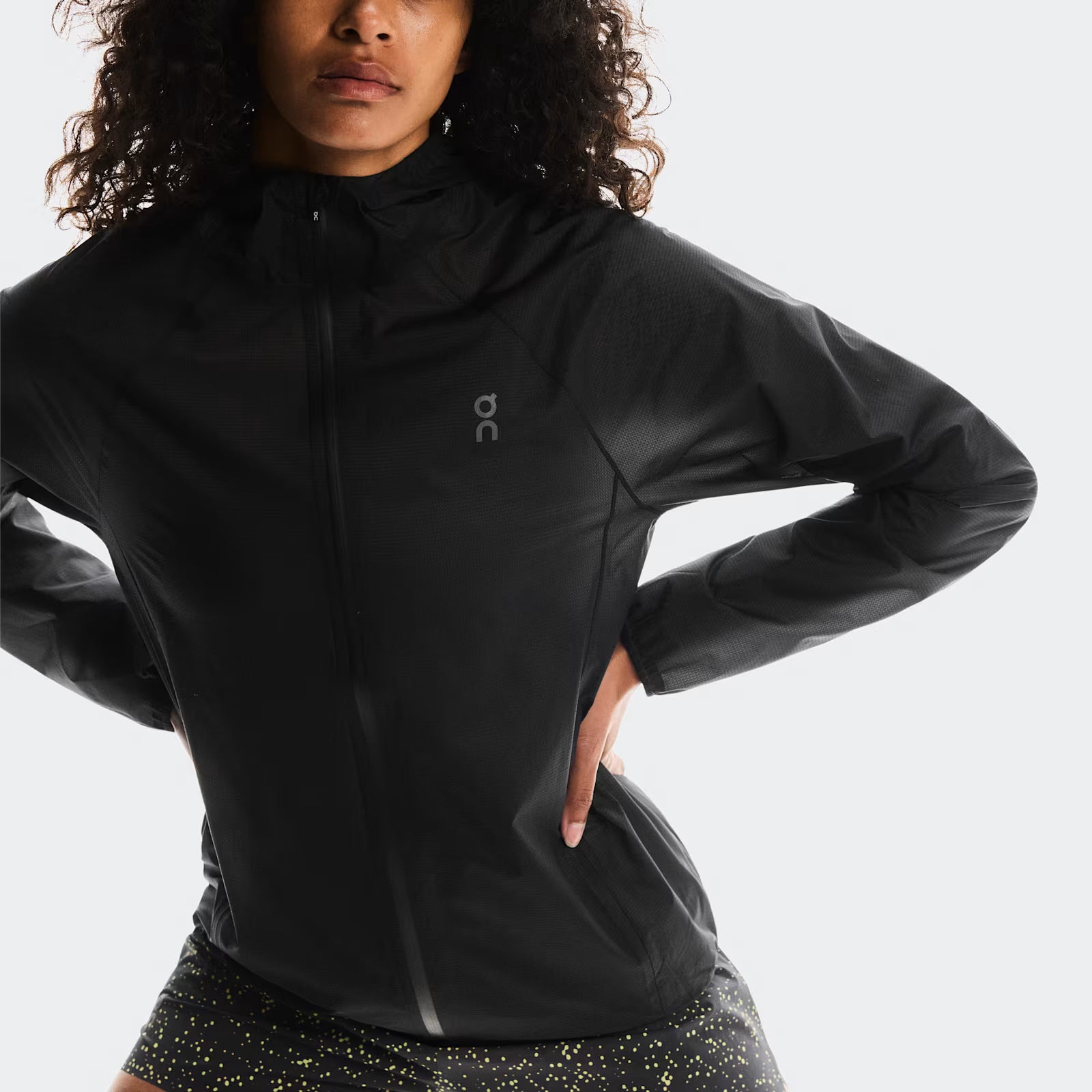 On Ultra Jacket Black (Women'S)