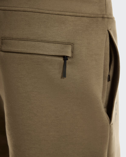 On Focus Tech Shorts Kalamata