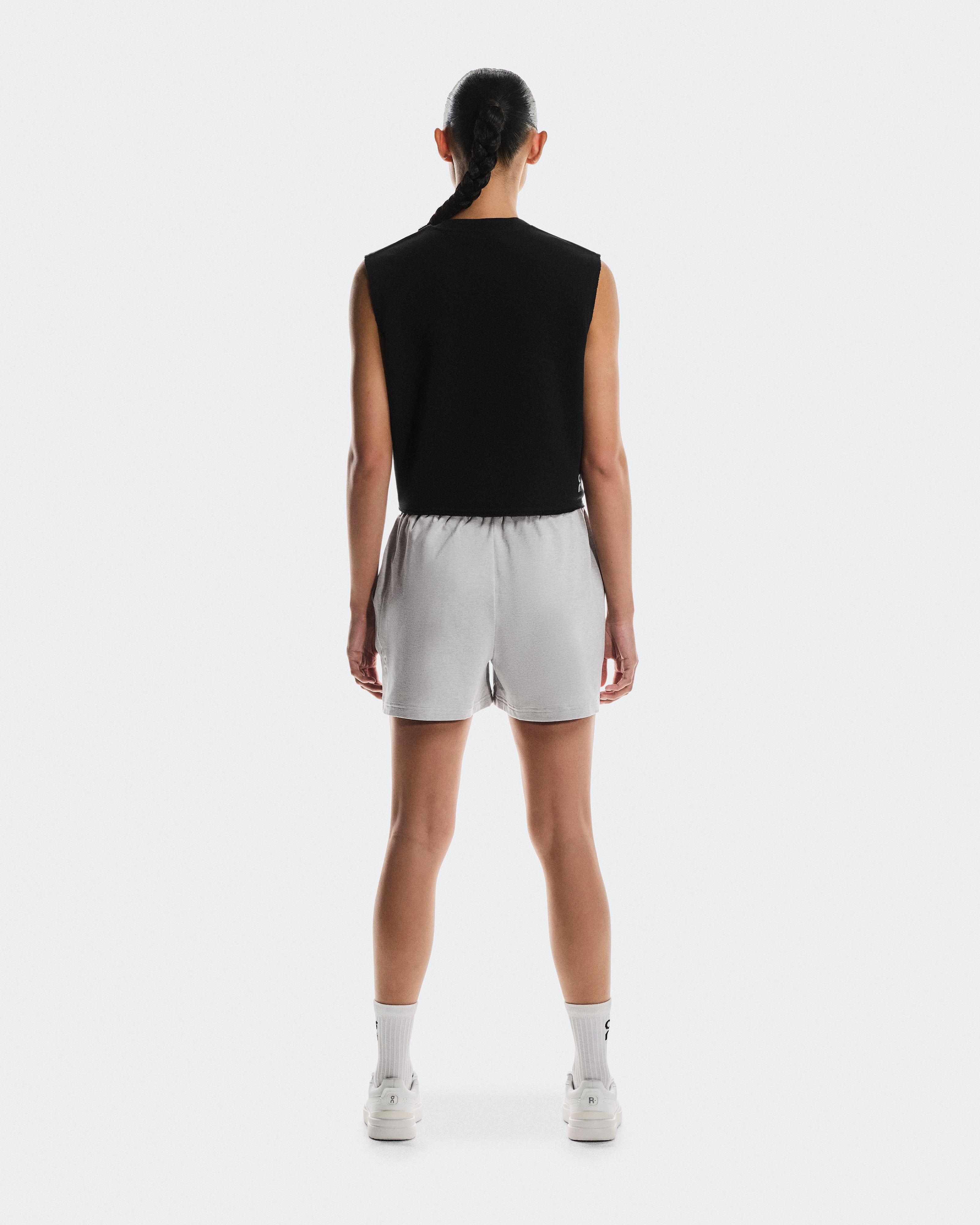 On Courtside Shorts Gravel (Women's)