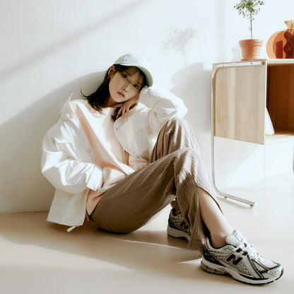 New Balance 1906R White Metallic Gold