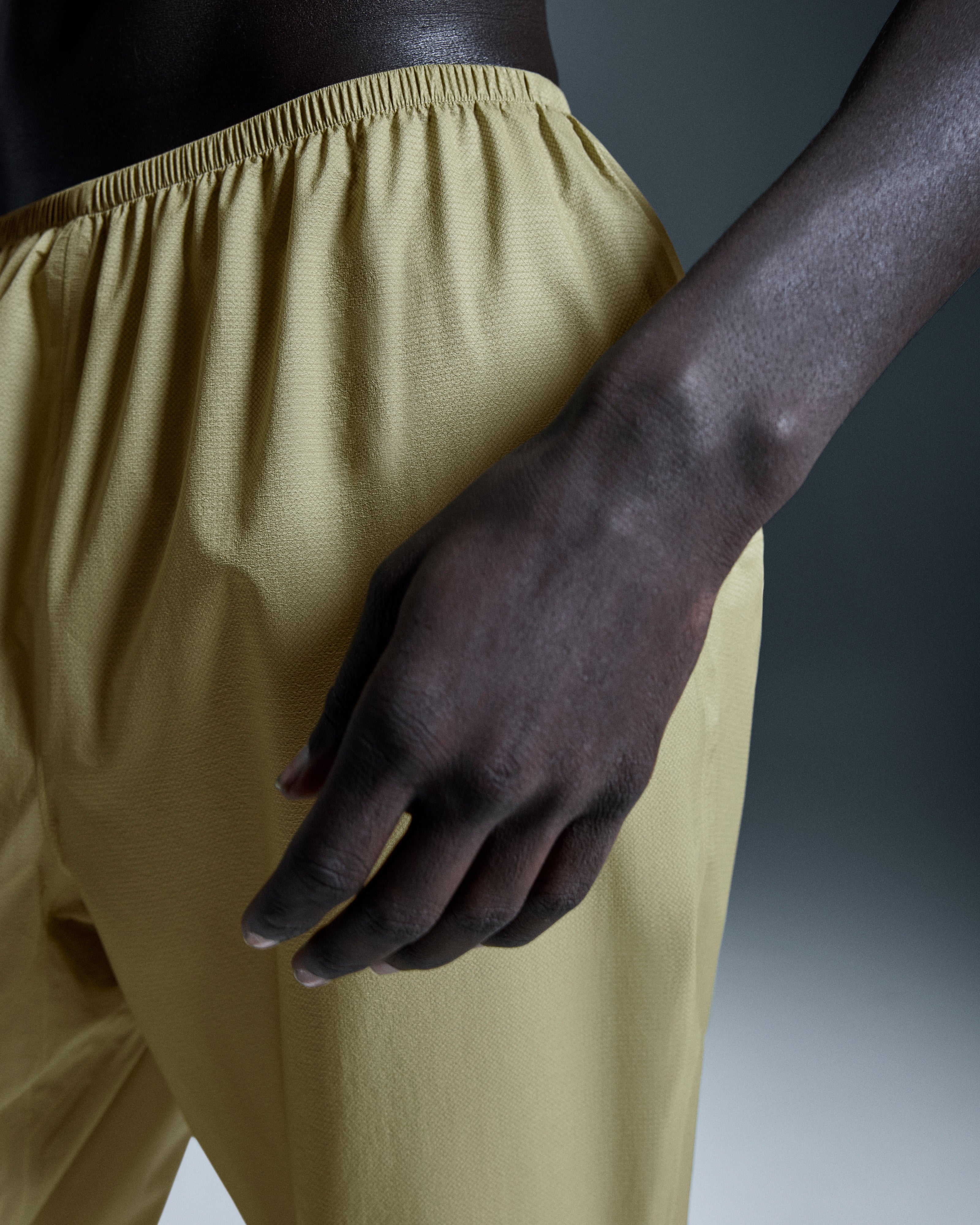 On Ultra Pants Caper