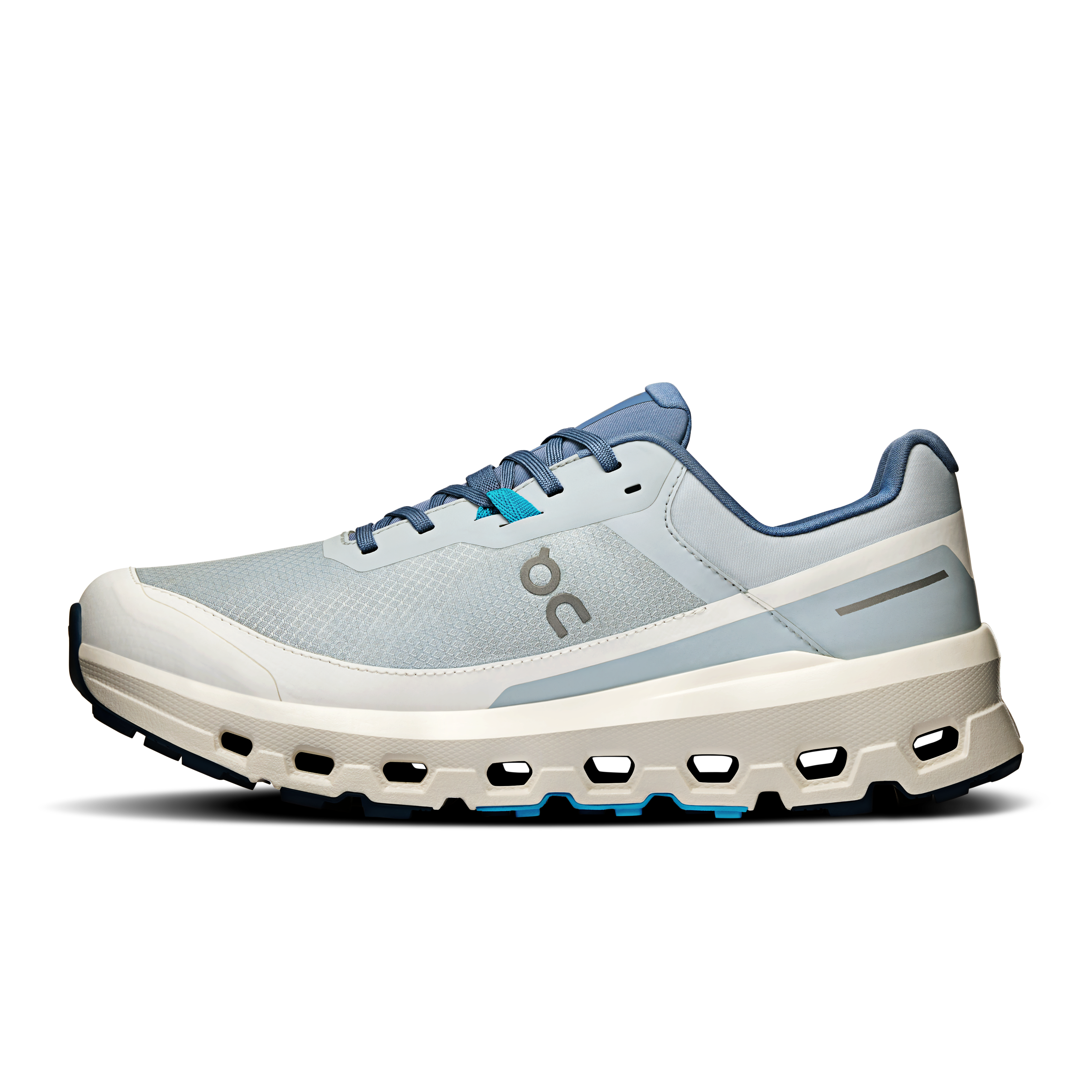 on running cloudvista 2 waterproof arctic ivory (women's)