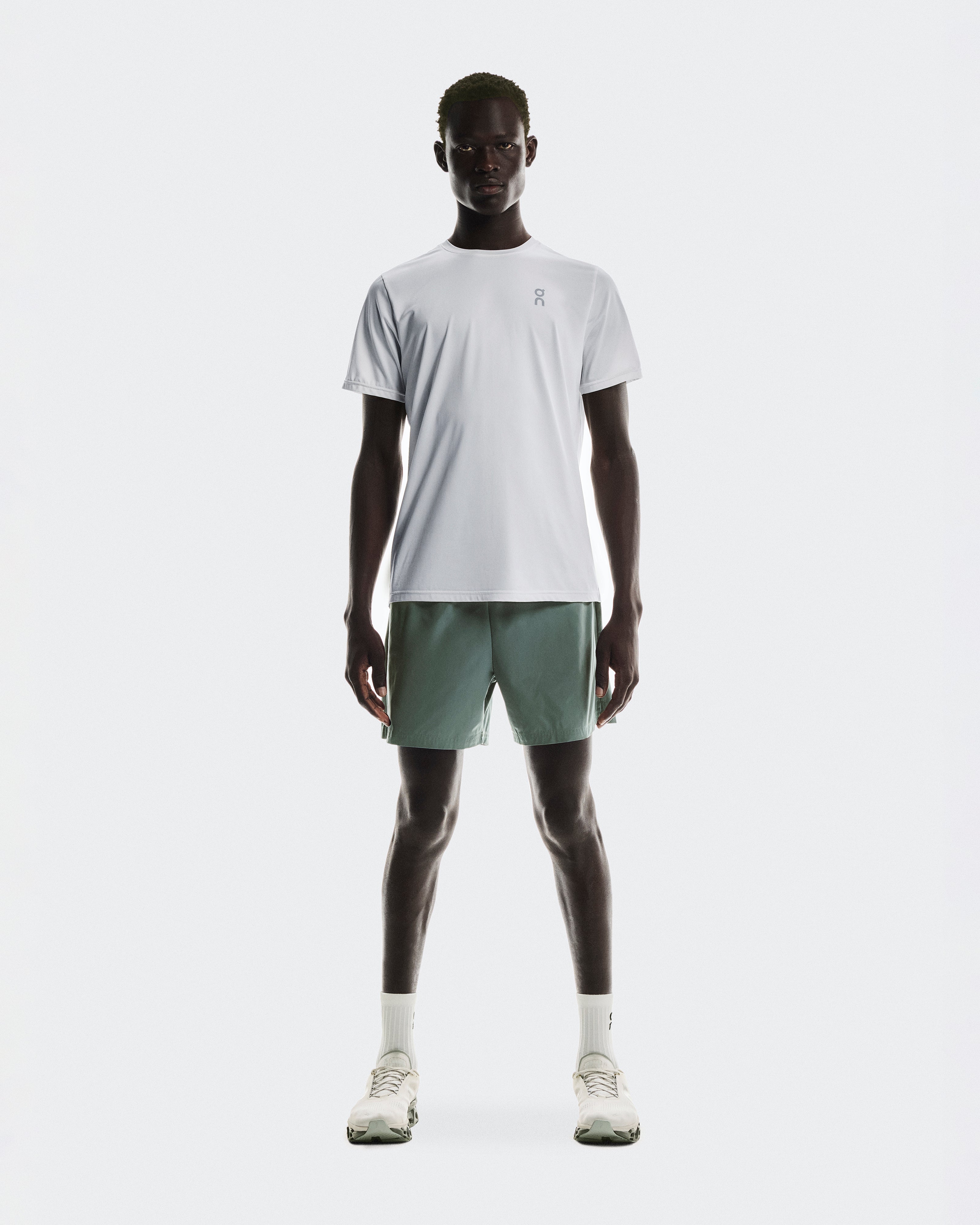 On 5" Core Shorts Olive