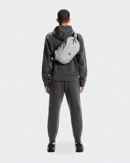 On Sling Pack 9L Glacier | Black