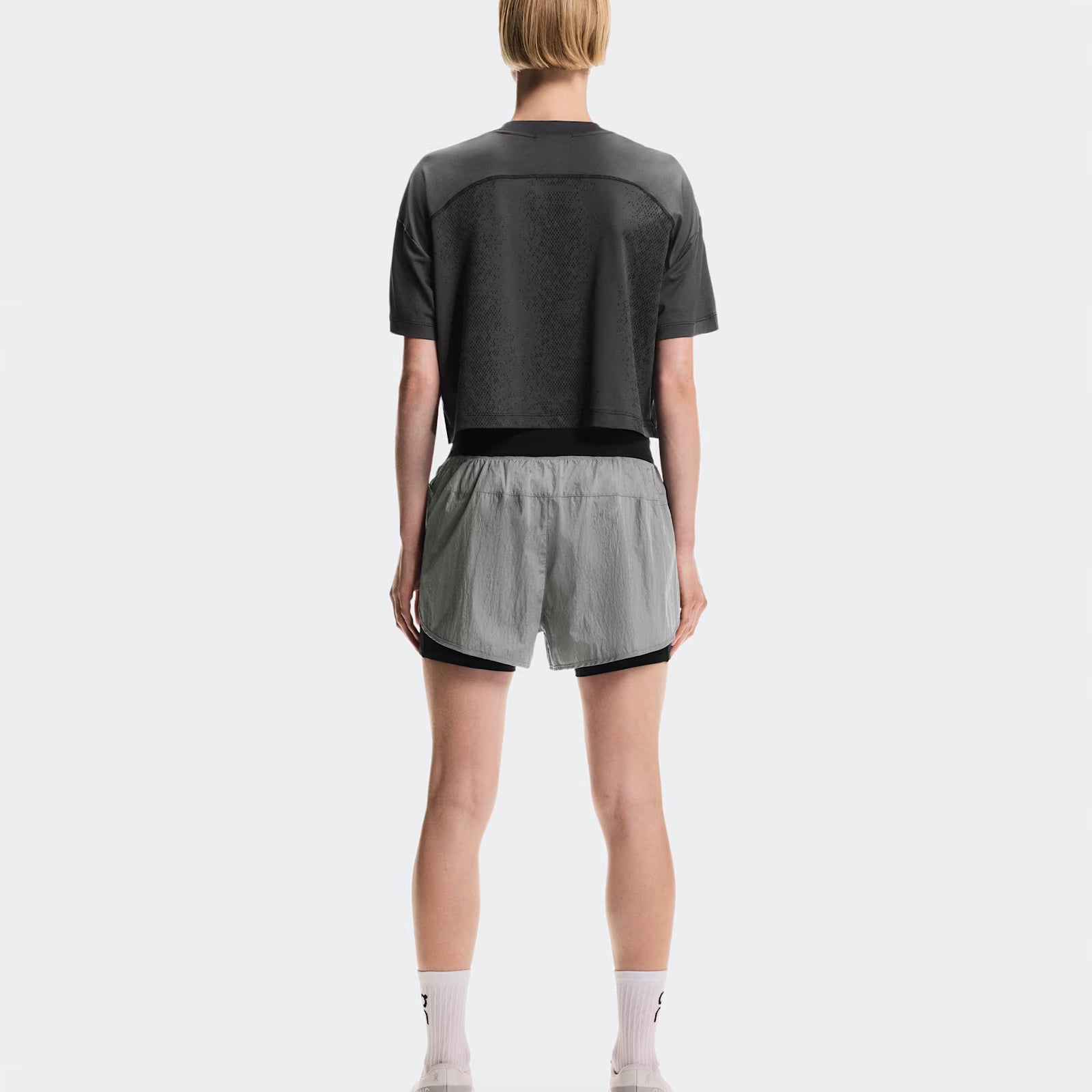 On Performance Volt Shorts Glacier (Women'S)