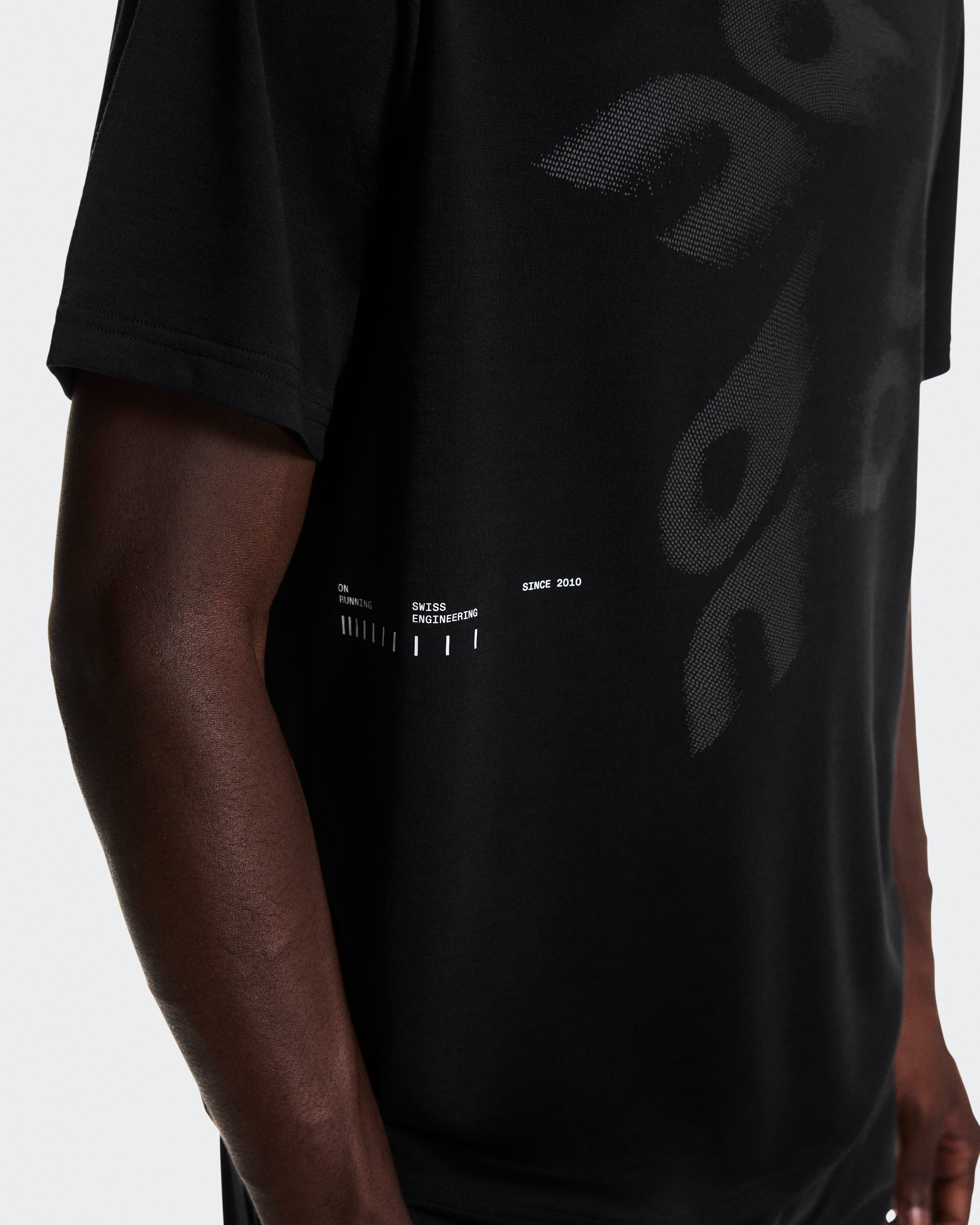 On On Run-T Black