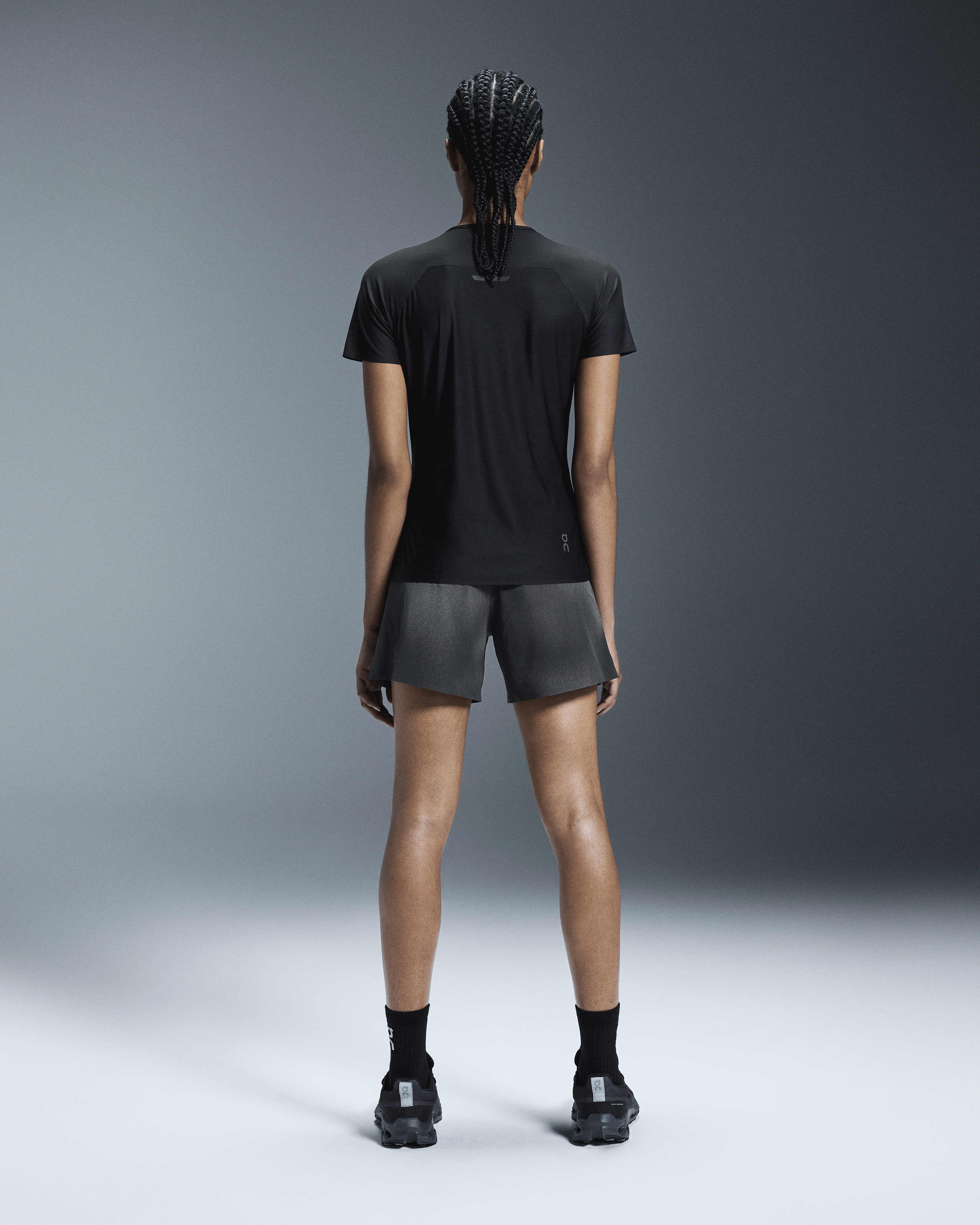 on performance-t lumos Black (Women's)