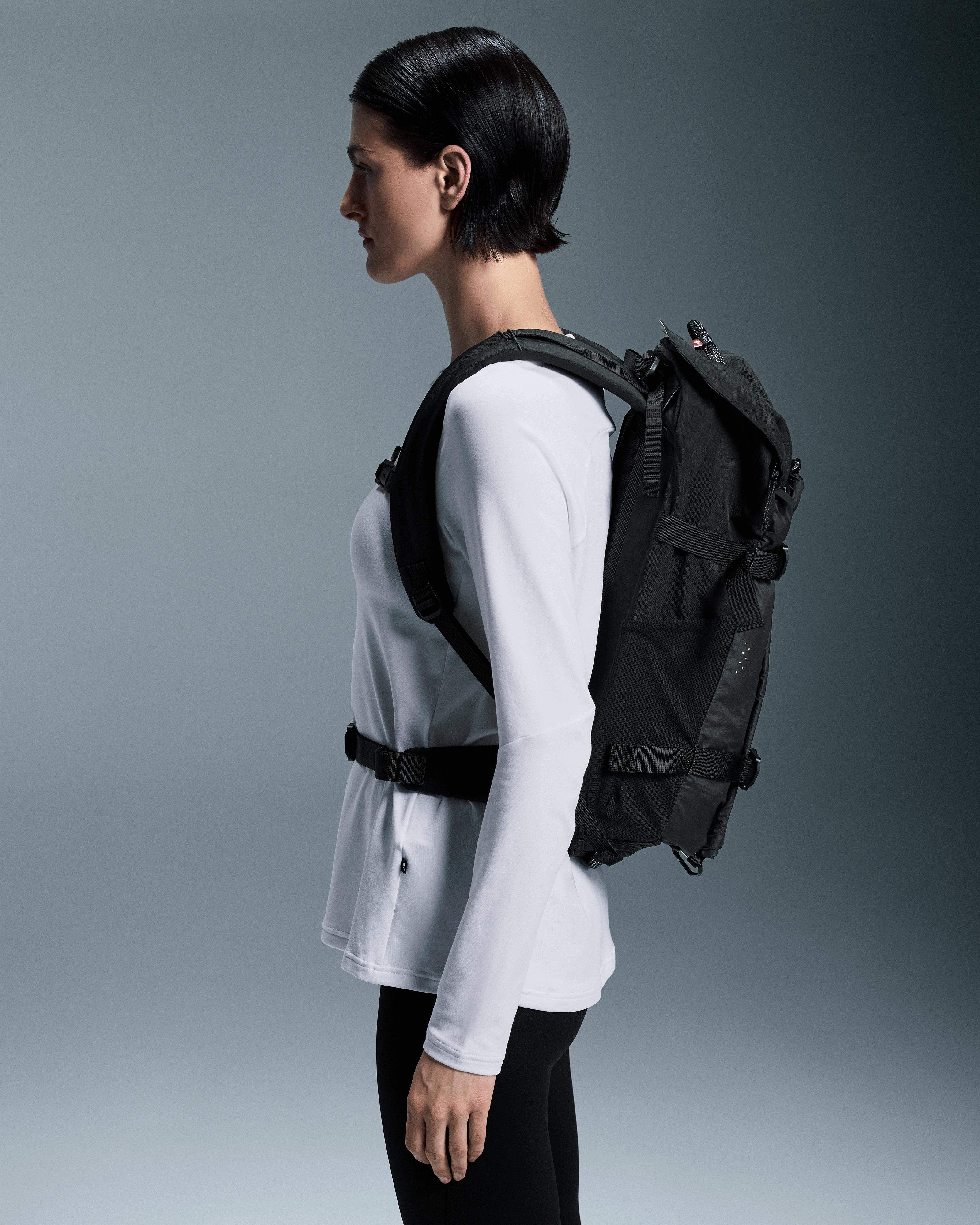 On Speed Pack 24L Elite Black | Magnet