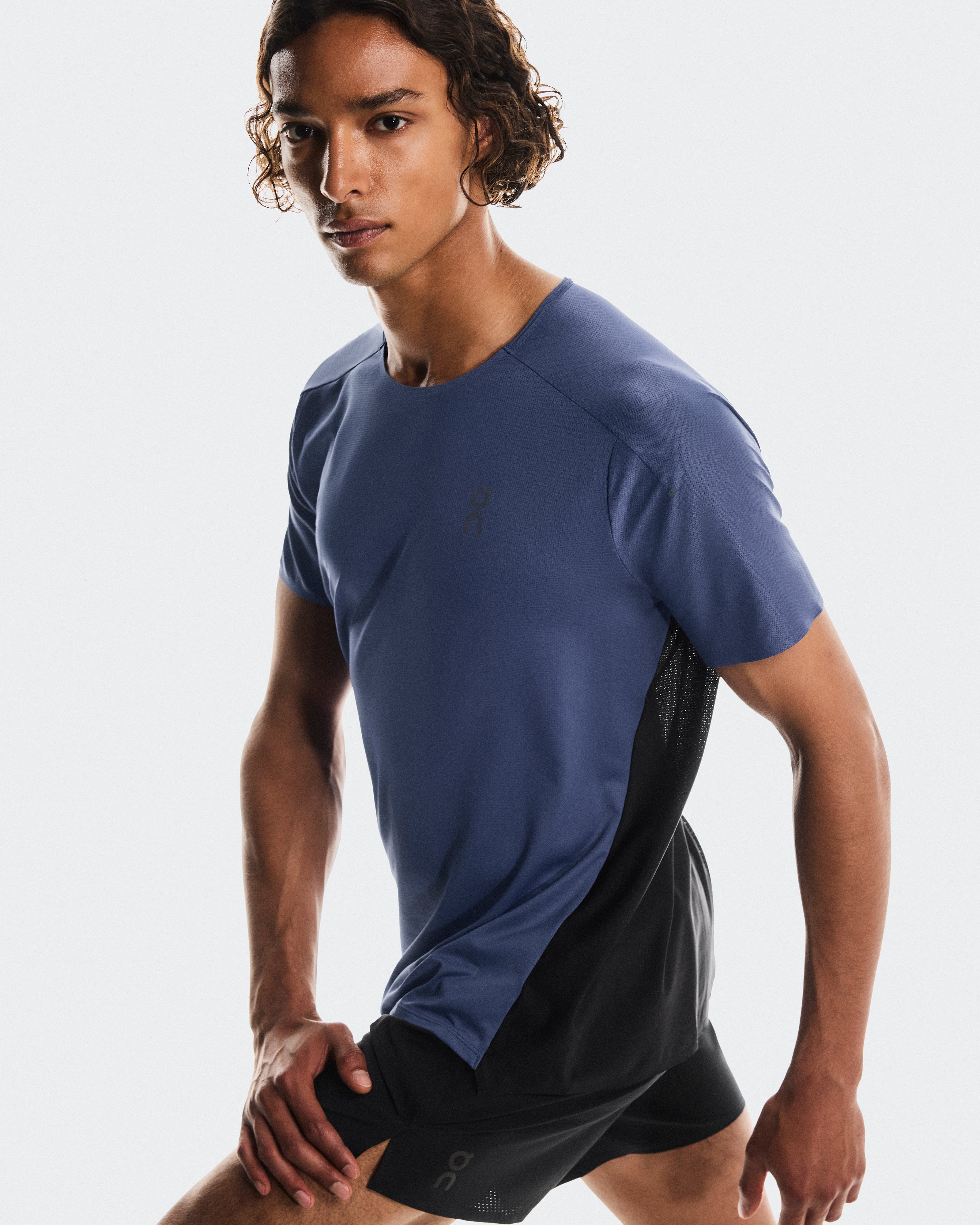 On Performance-T Acai | Black